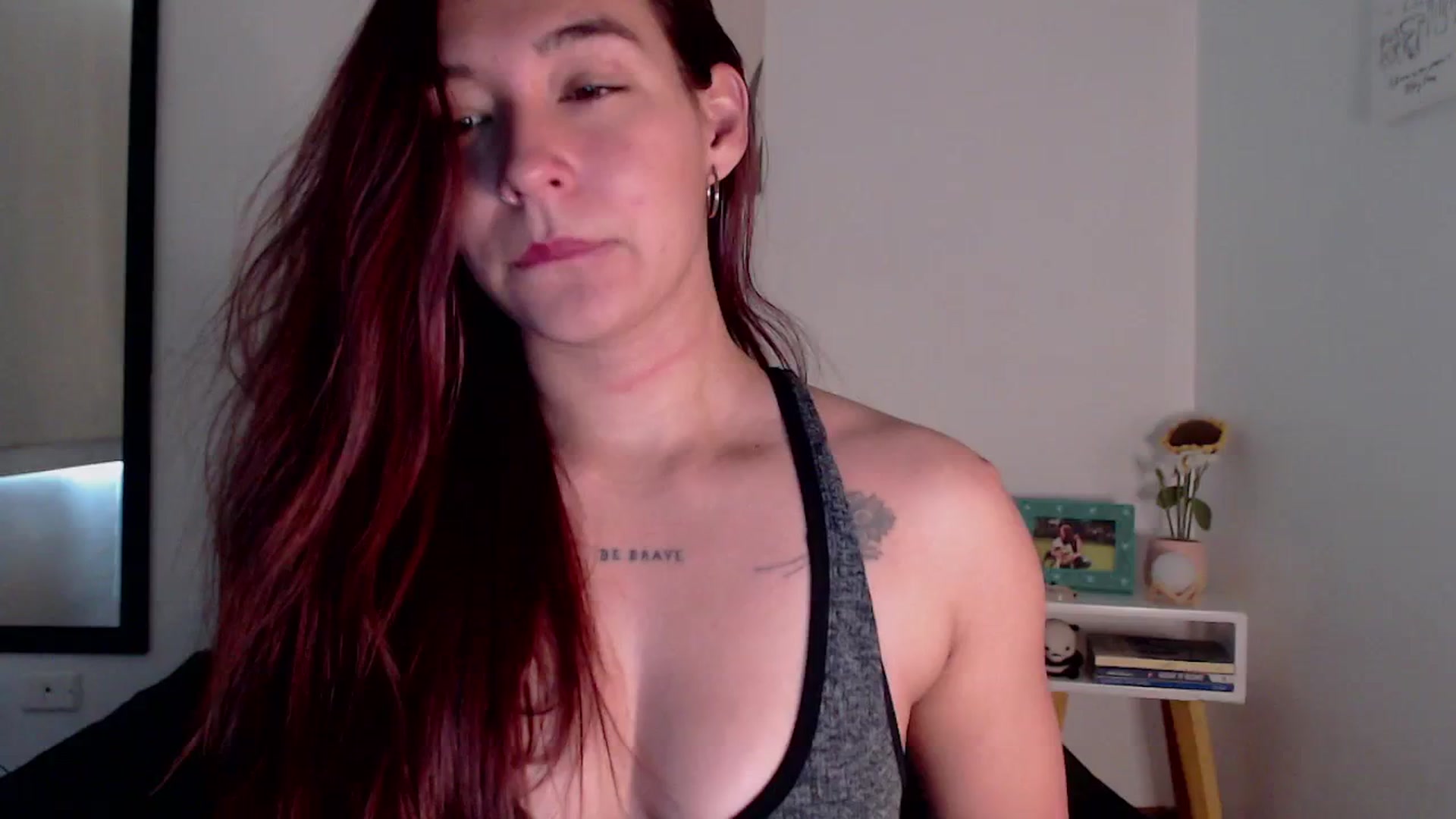 Gallery image thumbnail from MissHayleyy's myfreecams stream on, 05/21/2025, 16:50 image 19 of 20