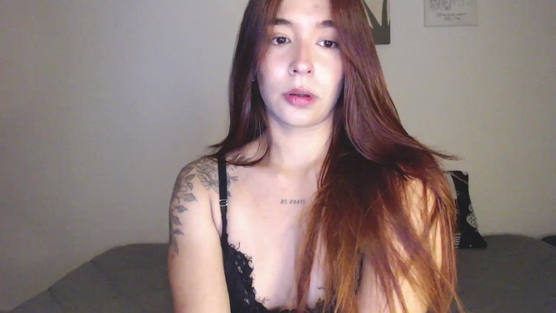 Gallery image thumbnail from MissHayleyy's myfreecams stream on, 10/25/2025, 18:59 image 17 of 20