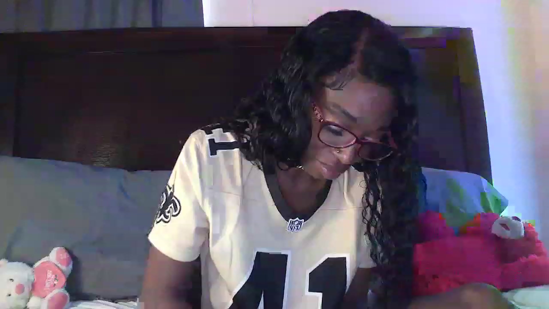 Gallery image thumbnail from MissHotnReady's myfreecams stream on, 01/01/2023, 19:38 image 18 of 20