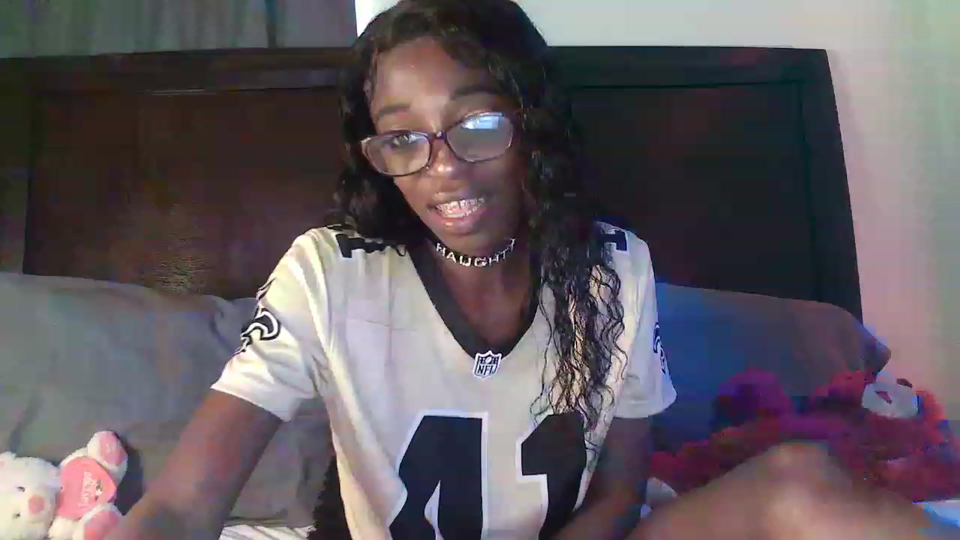 Gallery image thumbnail from MissHotnReady's myfreecams stream on, 01/01/2023, 19:38 image 14 of 20