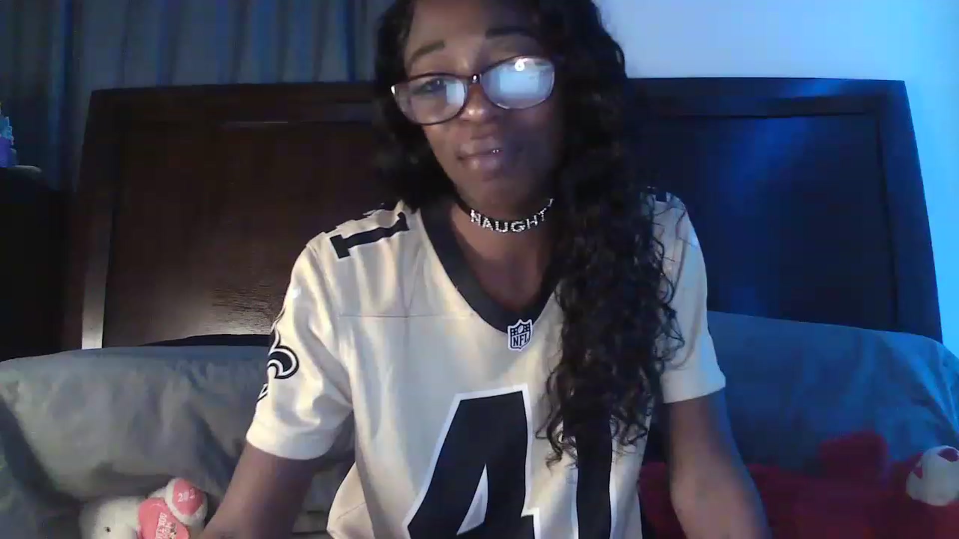 Gallery image thumbnail from MissHotnReady's myfreecams stream on, 01/01/2023, 21:01 image 6 of 20