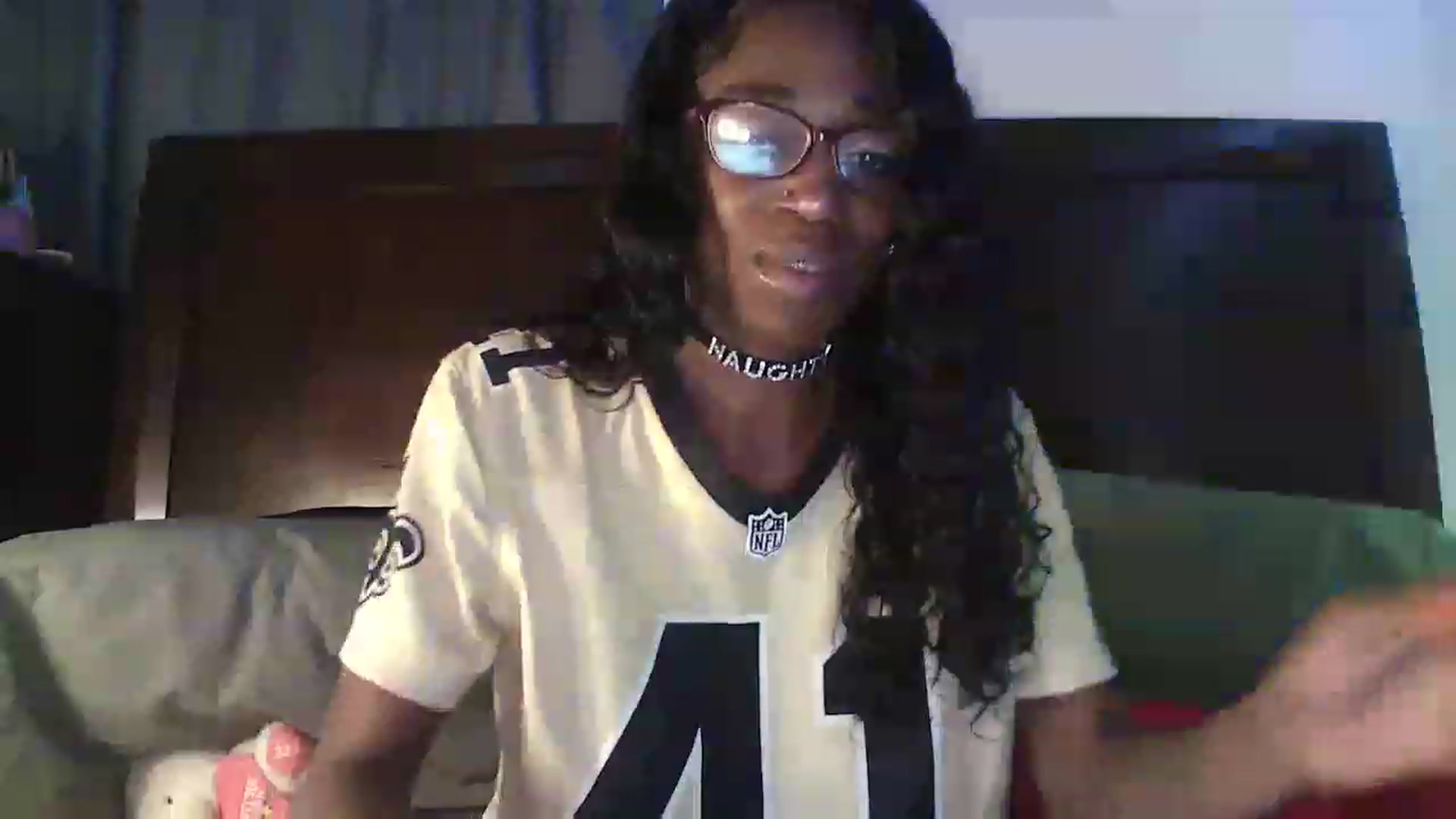 Gallery image thumbnail from MissHotnReady's myfreecams stream on, 01/01/2023, 21:01 image 11 of 20