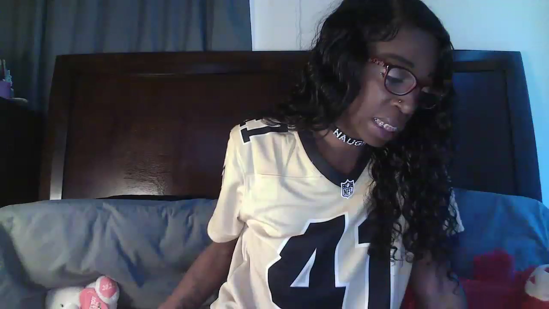 Gallery image thumbnail from MissHotnReady's myfreecams stream on, 01/01/2023, 21:01 image 10 of 20