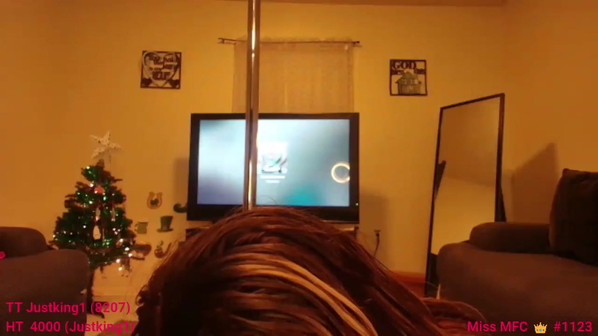 Gallery image thumbnail from MissHotnReady's myfreecams stream on, 03/28/2023, 08:46 image 13 of 20
