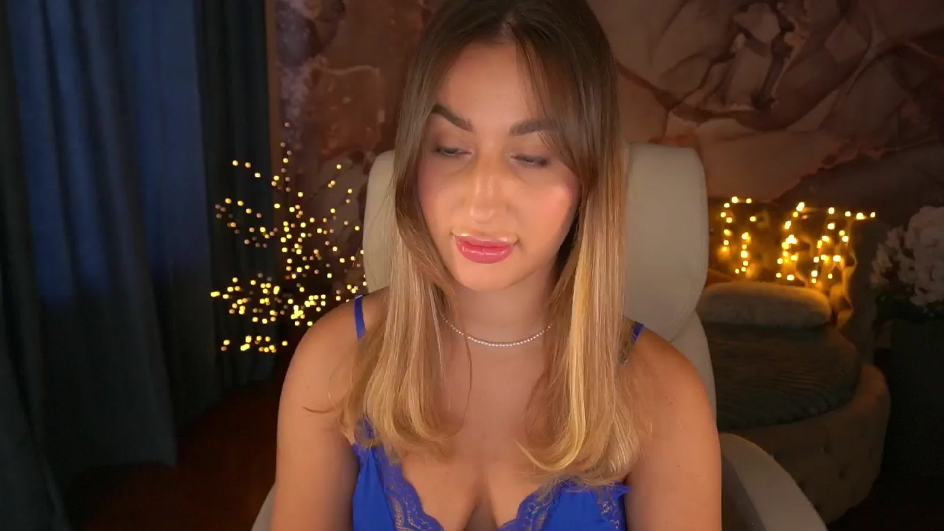 Gallery image thumbnail from MissInnocent's myfreecams stream on, 06/01/2024, 13:28 image 1 of 20