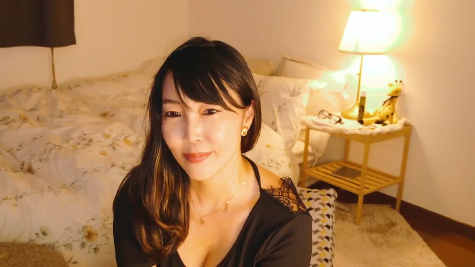 Gallery image thumbnail from MissJAPAN's myfreecams stream on, 09/14/2024, 11:38 image 19 of 20