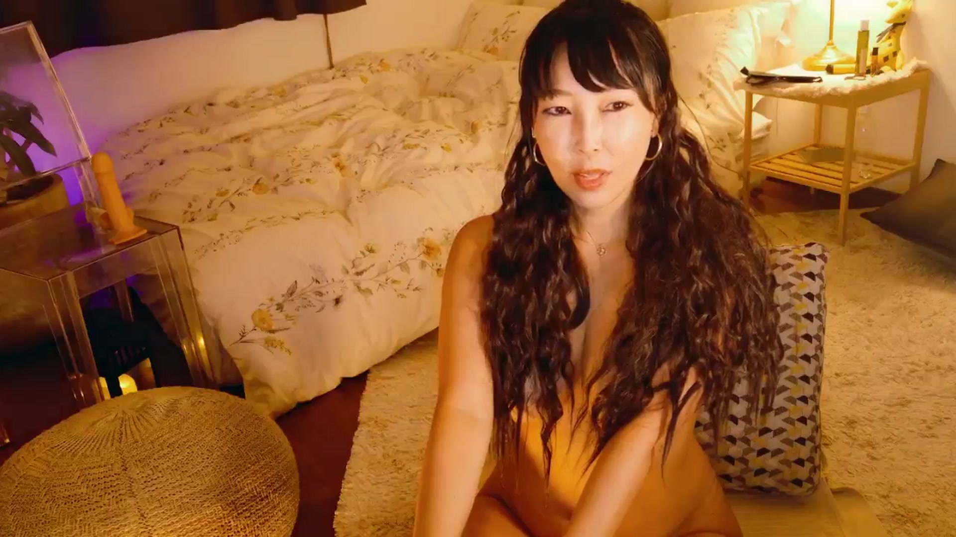 Gallery image thumbnail from MissJAPAN's myfreecams stream on, 09/21/2024, 12:36 image 19 of 20