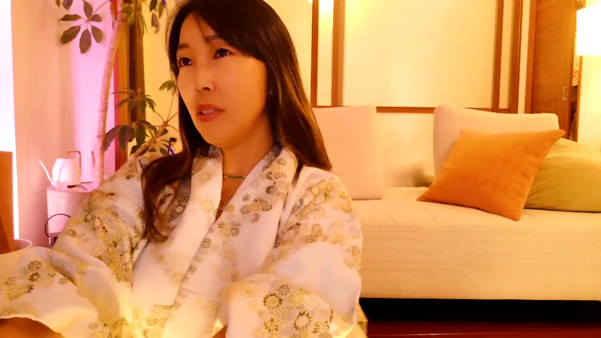 Gallery image thumbnail from MissJAPAN's myfreecams stream on, 01/04/2025, 19:02 image 20 of 20