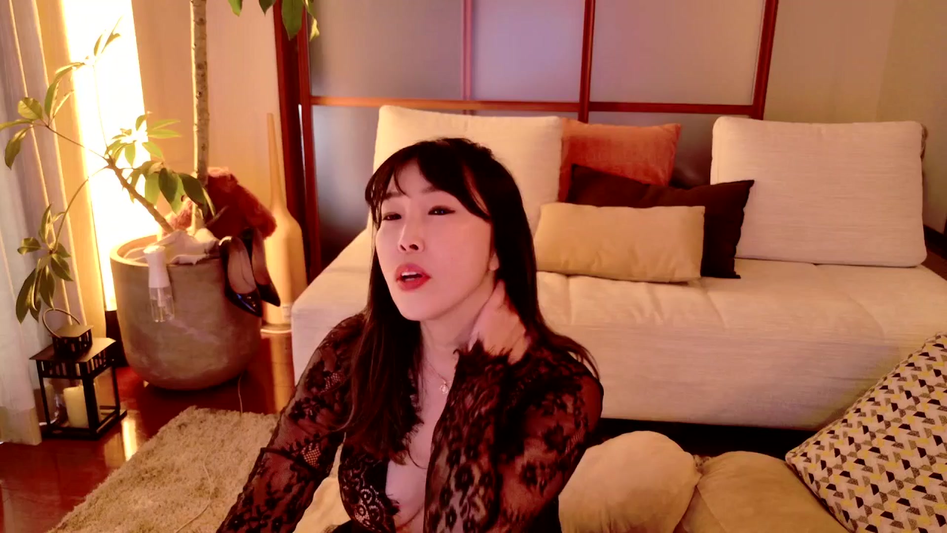 Gallery image thumbnail from MissJAPAN's myfreecams stream on, 03/03/2025, 08:53 image 2 of 20