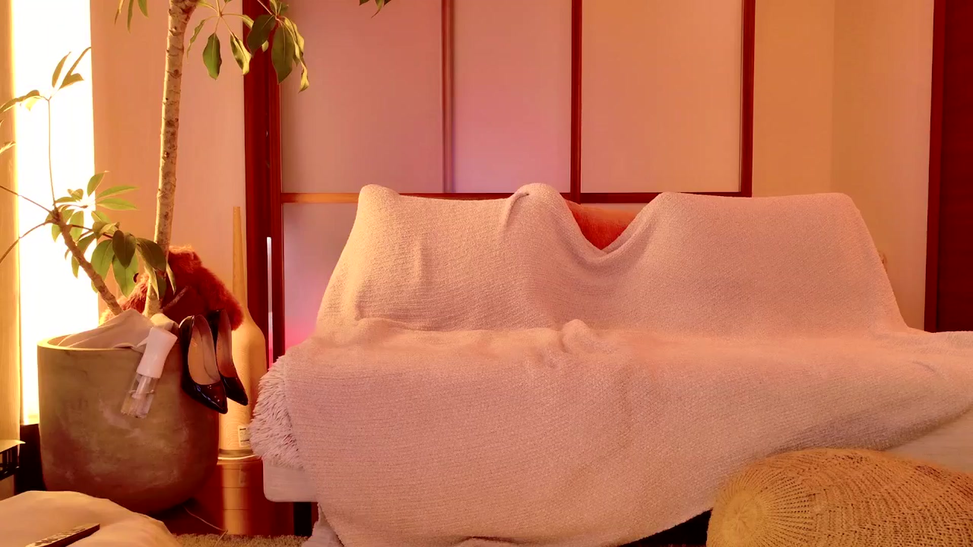 Gallery image thumbnail from MissJAPAN's myfreecams stream on, 03/04/2025, 06:38 image 15 of 20