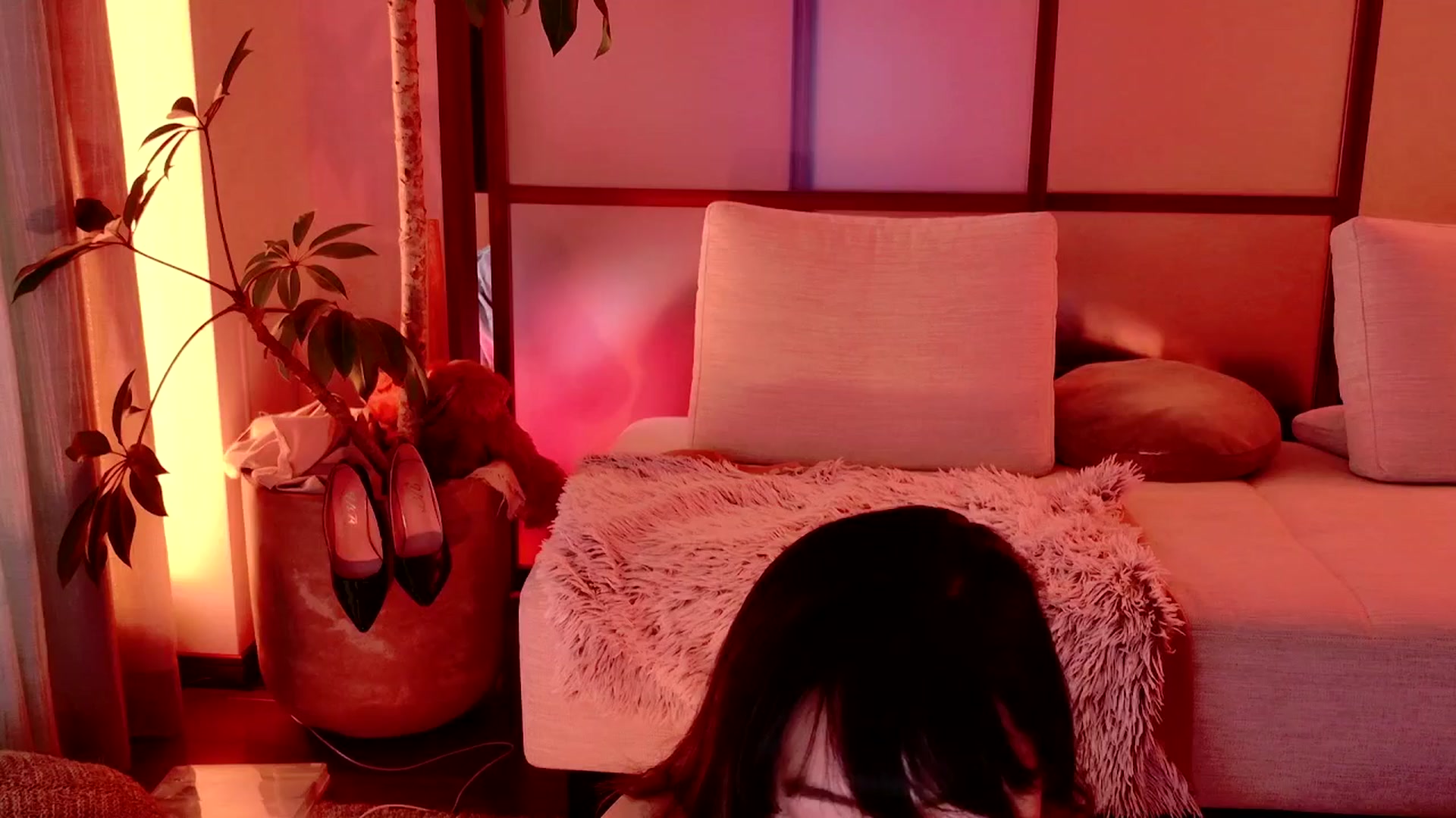 Gallery image thumbnail from MissJAPAN's myfreecams stream on, 03/13/2025, 08:11 image 19 of 20