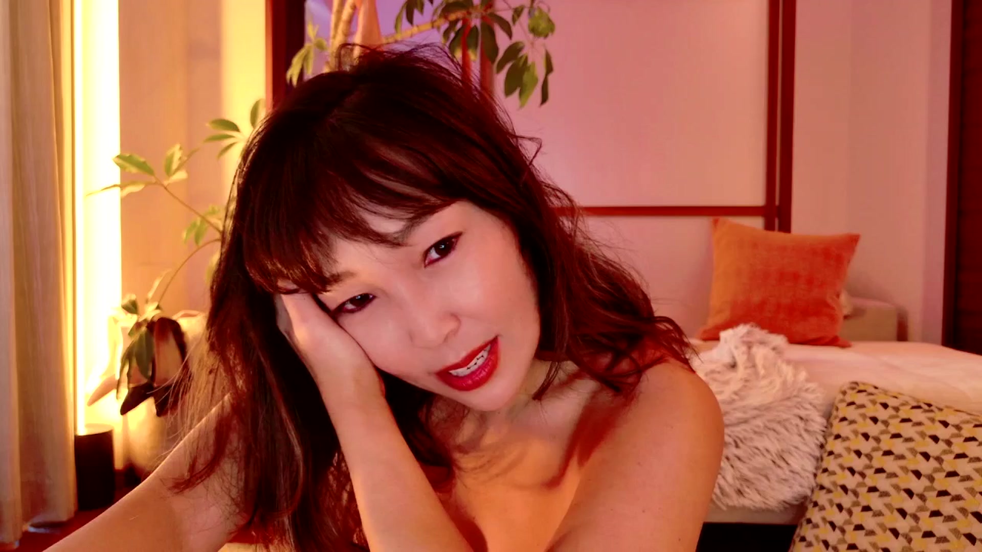 Gallery image thumbnail from MissJAPAN's myfreecams stream on, 03/22/2025, 08:12 image 19 of 20