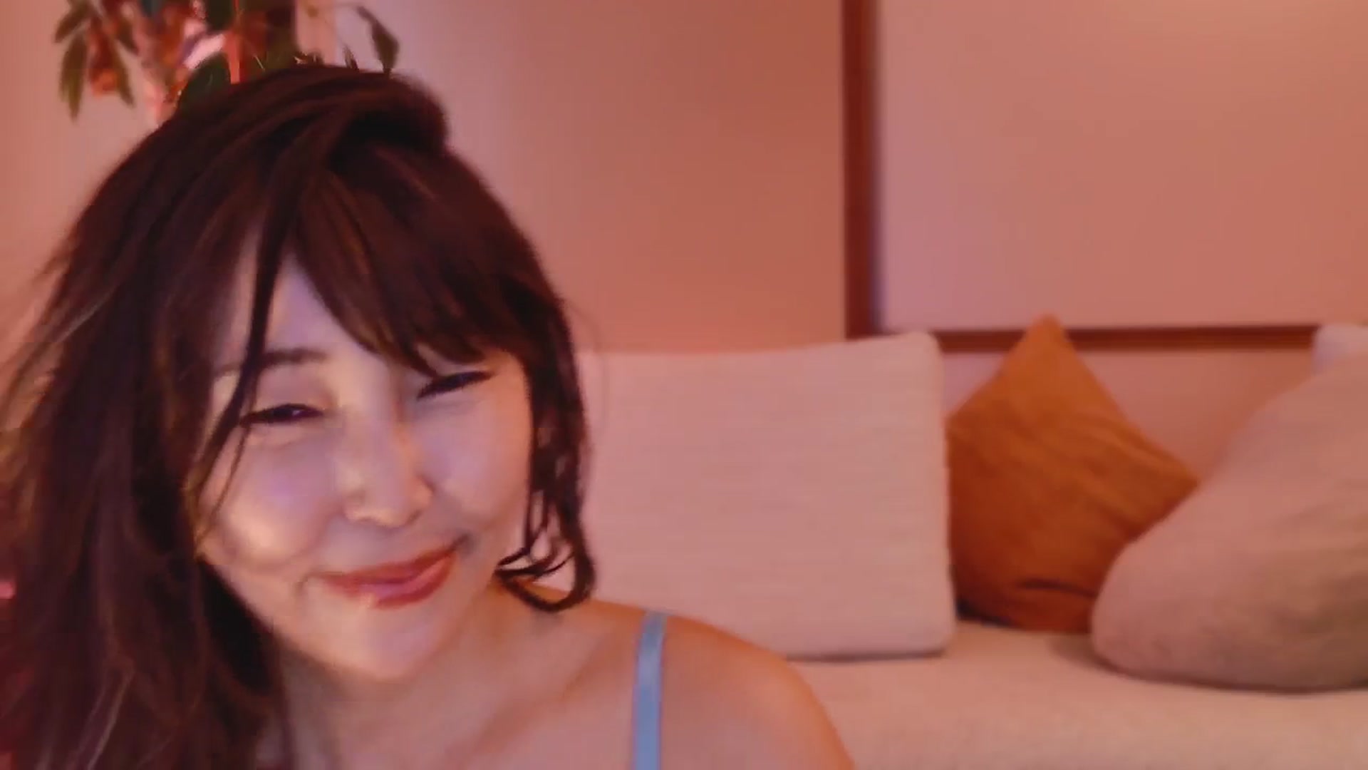 Gallery image thumbnail from MissJAPAN's myfreecams stream on, 05/07/2025, 07:42 image 10 of 20