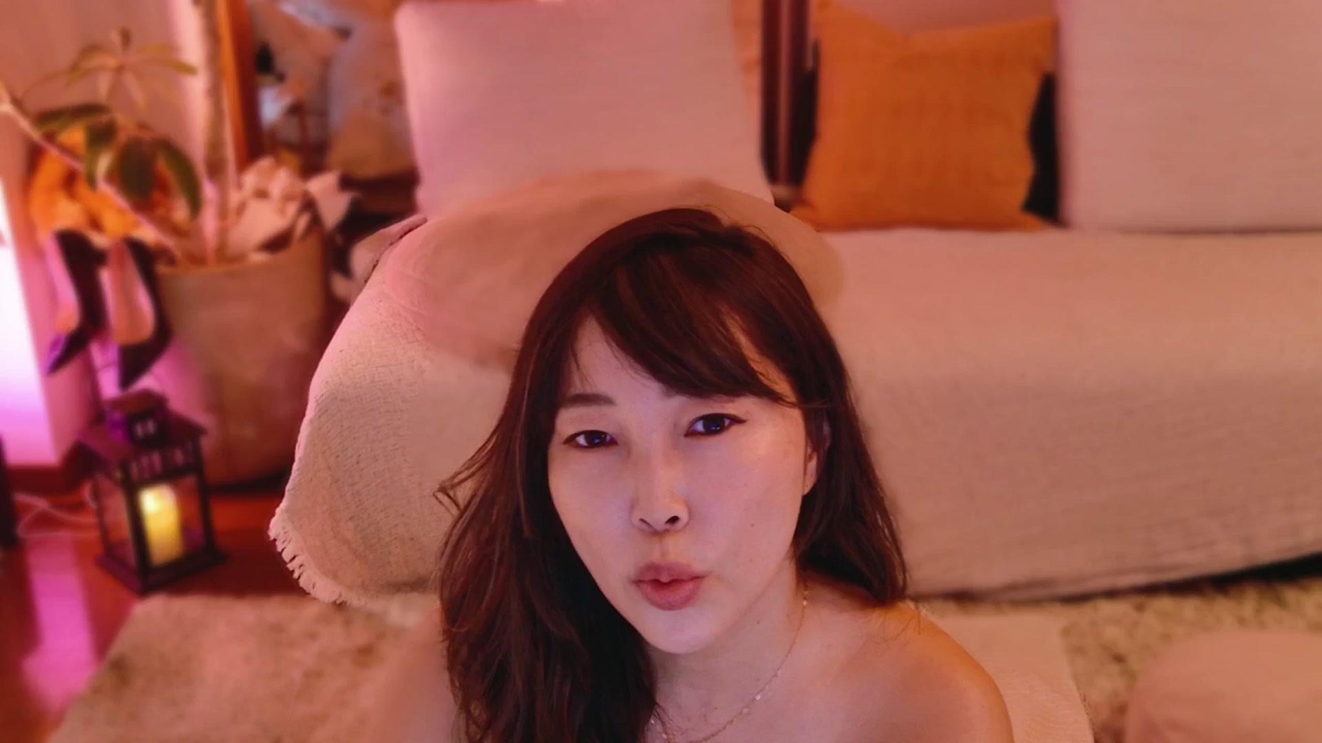 Gallery image thumbnail from MissJAPAN's myfreecams stream on, 05/10/2025, 05:53 image 3 of 20