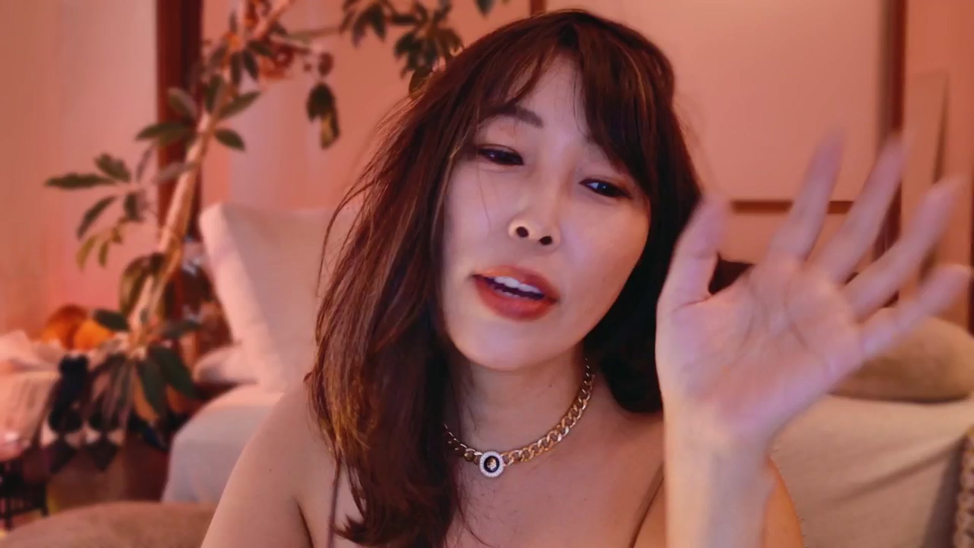 Gallery image thumbnail from MissJAPAN's myfreecams stream on, 05/25/2025, 07:32 image 10 of 20