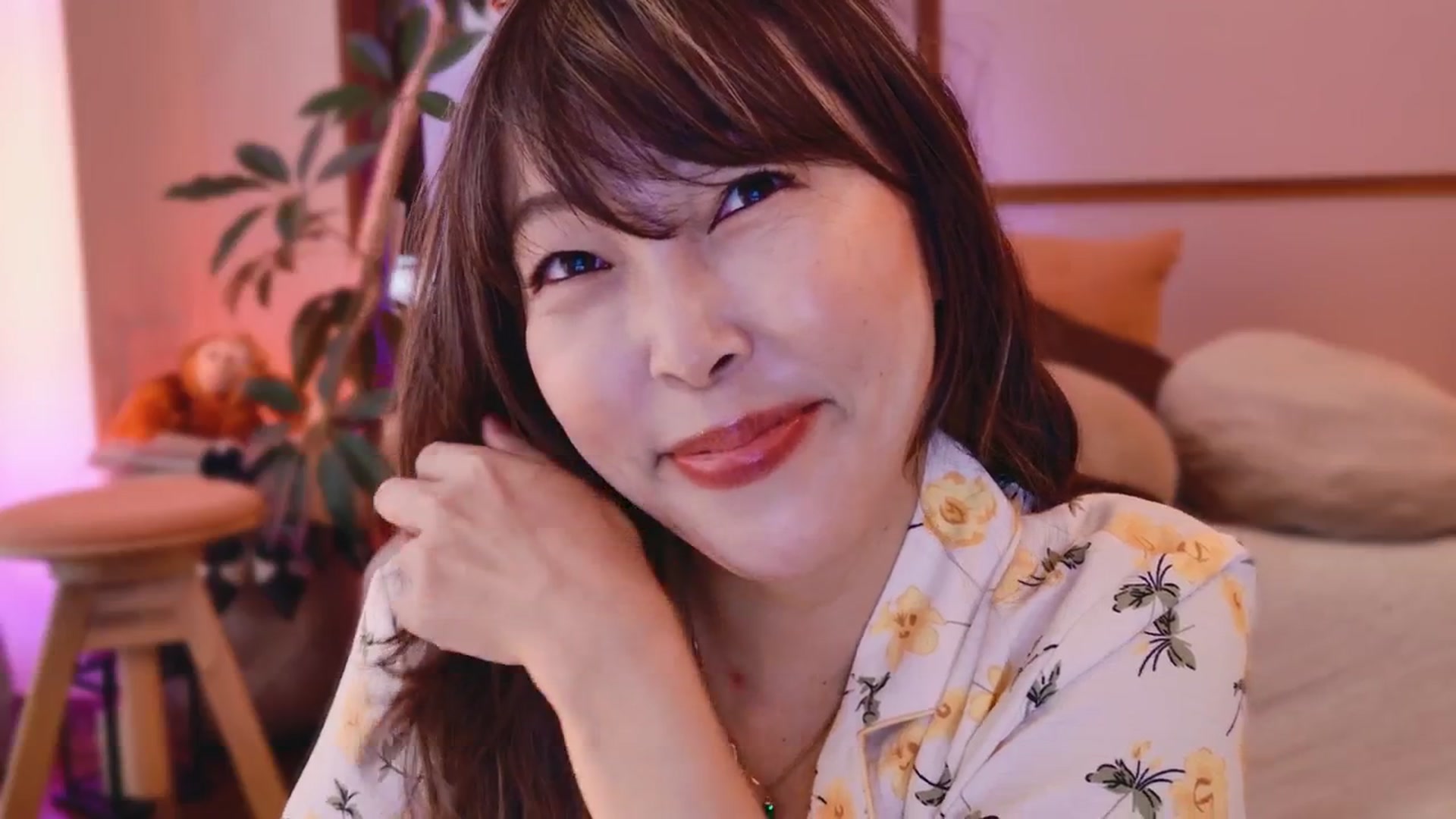 Gallery image thumbnail from MissJAPAN's myfreecams stream on, 05/27/2025, 08:26 image 3 of 20