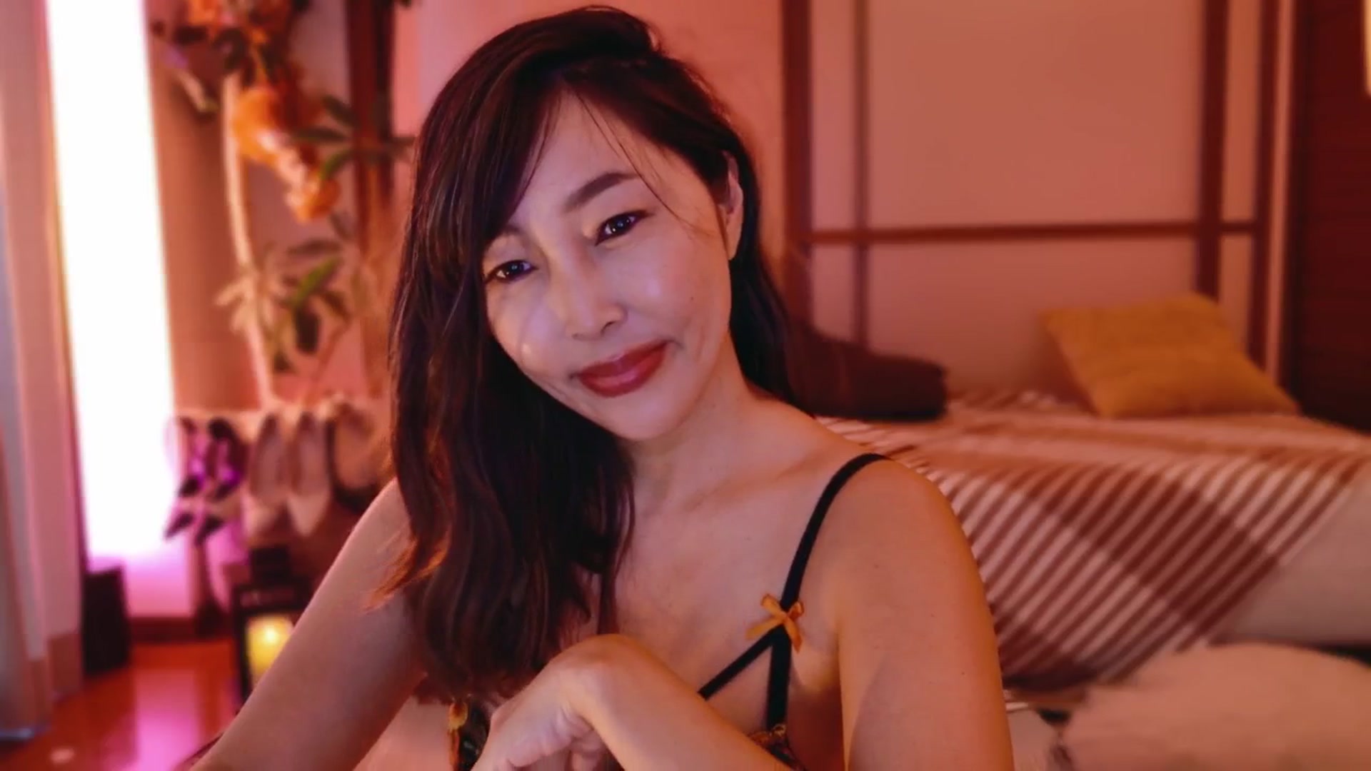Gallery image thumbnail from MissJAPAN's myfreecams stream on, 06/07/2025, 08:25 image 7 of 20