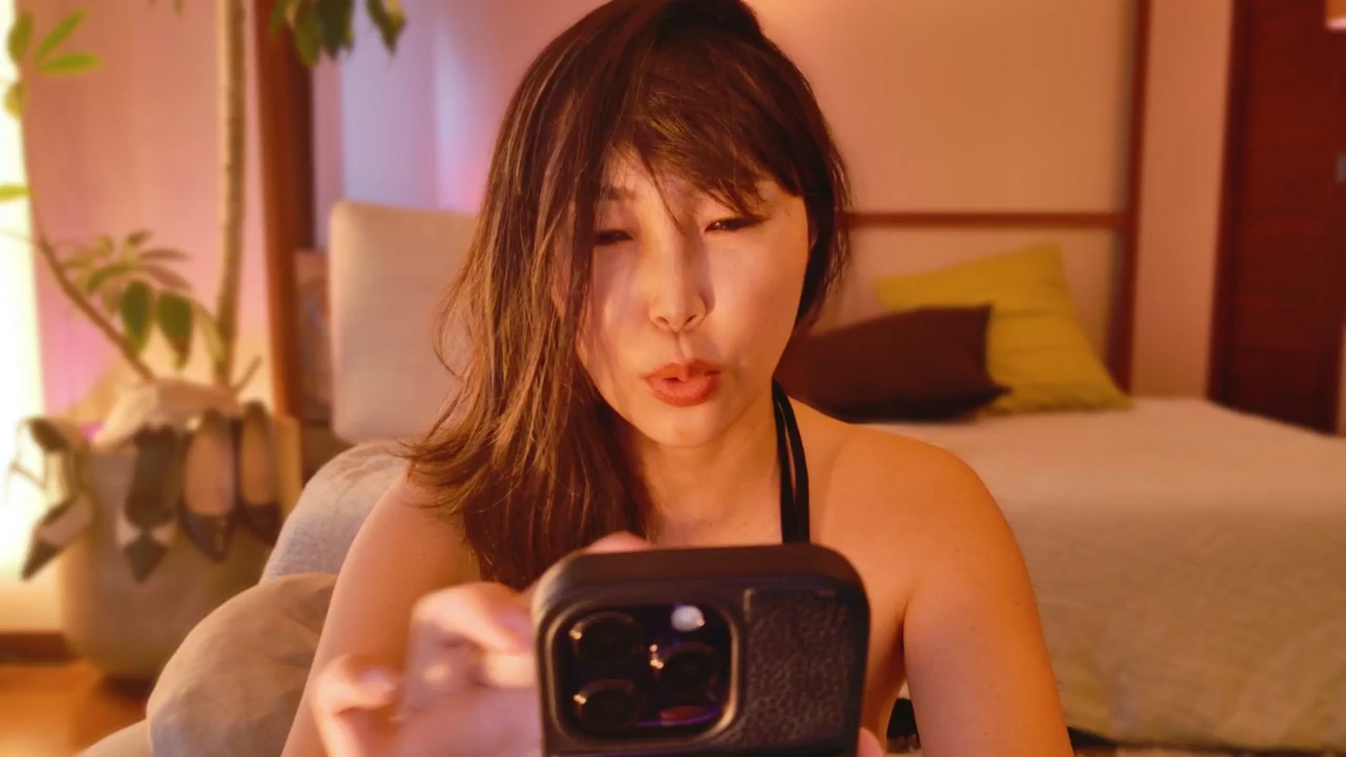 Gallery image thumbnail from MissJAPAN's myfreecams stream on, 07/19/2025, 04:34 image 10 of 20