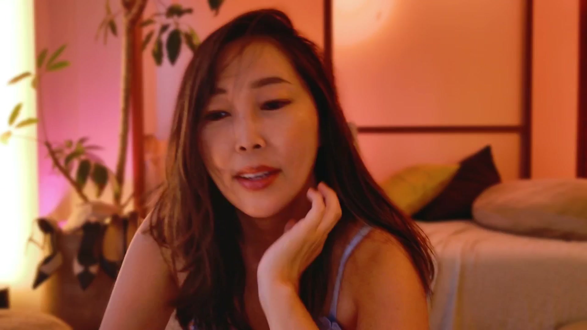 Gallery image thumbnail from MissJAPAN's myfreecams stream on, 07/21/2025, 07:08 image 16 of 20