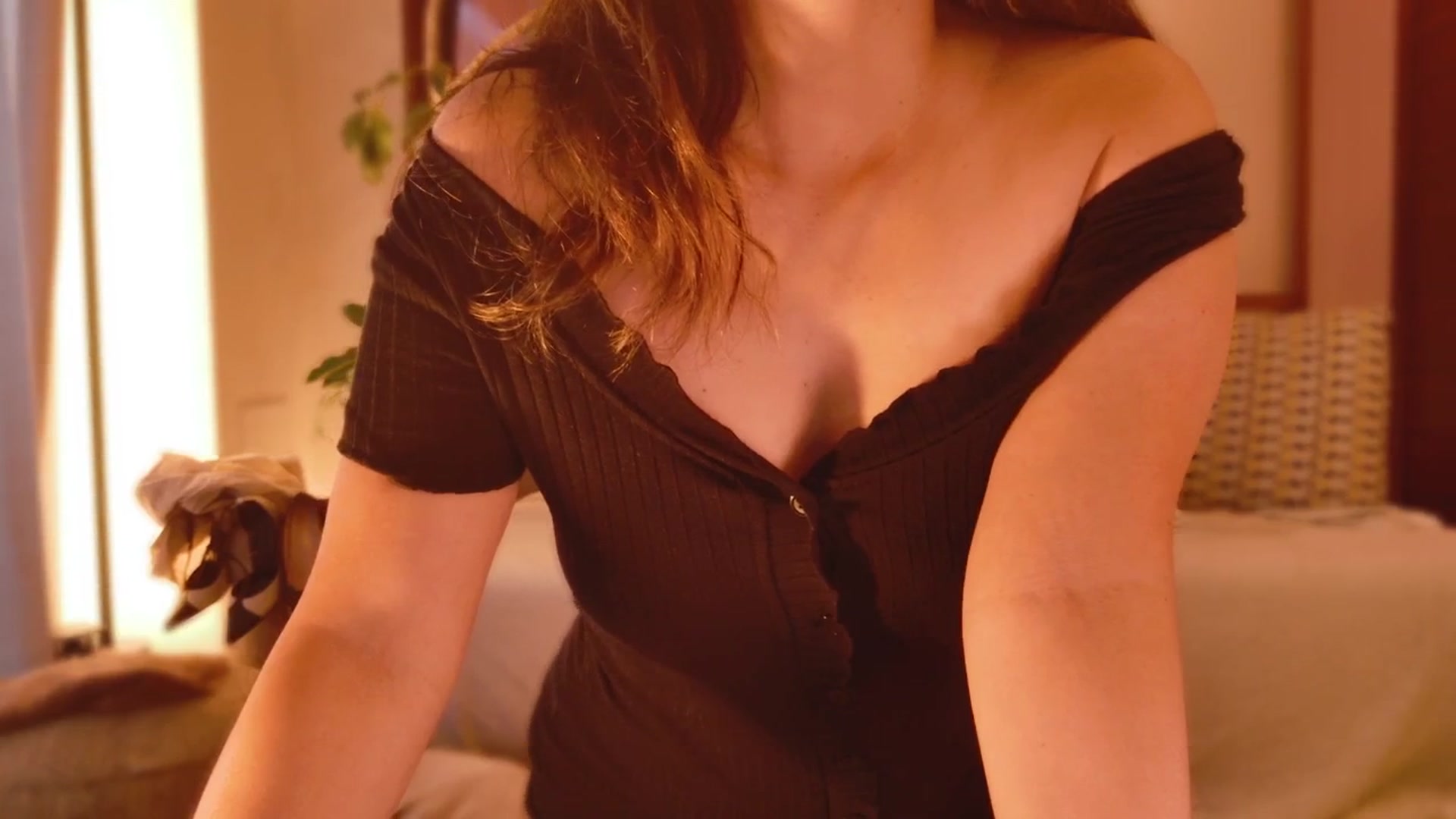 Gallery image thumbnail from MissJAPAN's myfreecams stream on, 08/14/2025, 05:27 image 16 of 20