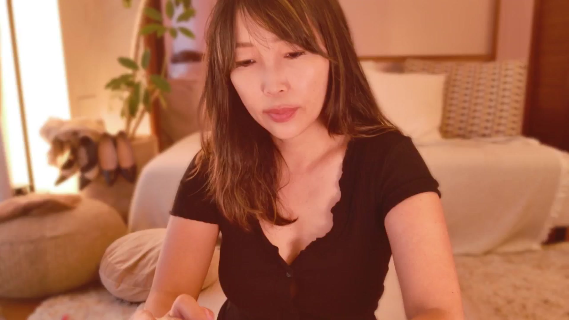 Gallery image thumbnail from MissJAPAN's myfreecams stream on, 08/14/2025, 05:57 image 1 of 20