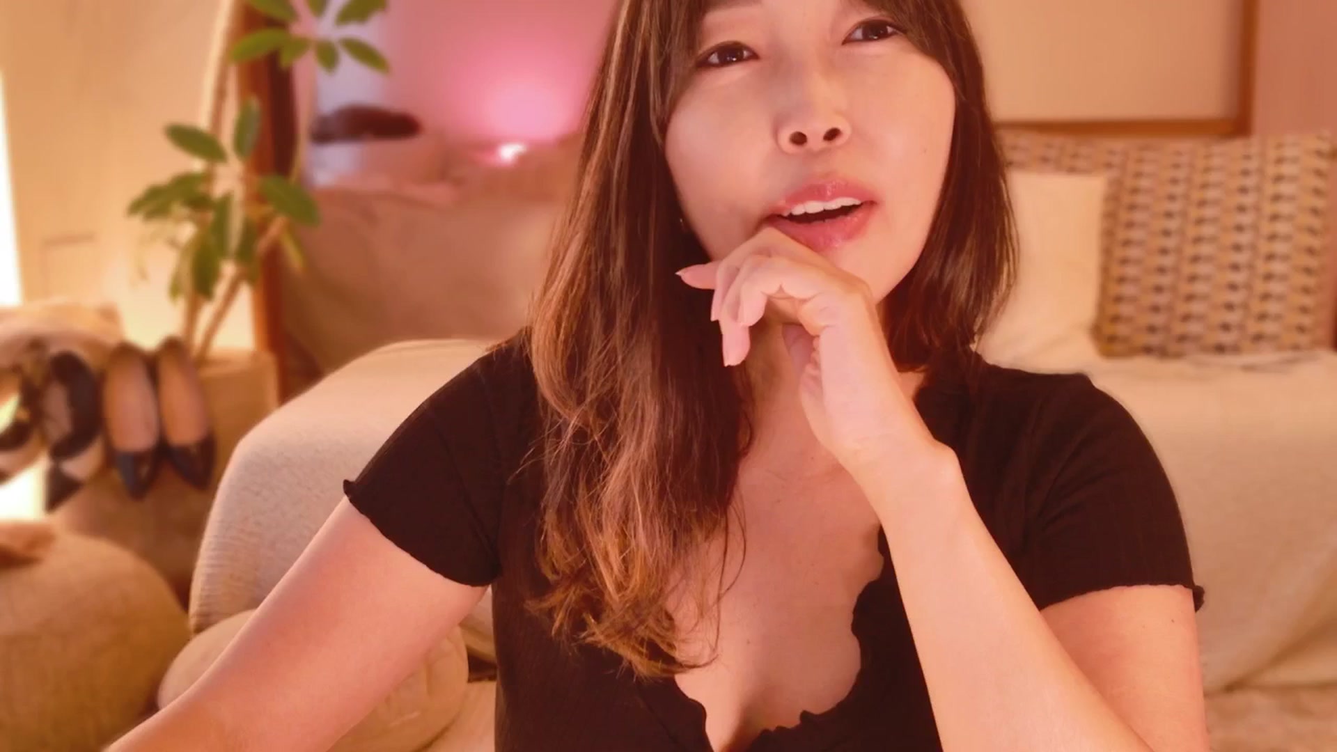 Gallery image thumbnail from MissJAPAN's myfreecams stream on, 08/14/2025, 06:16 image 12 of 20