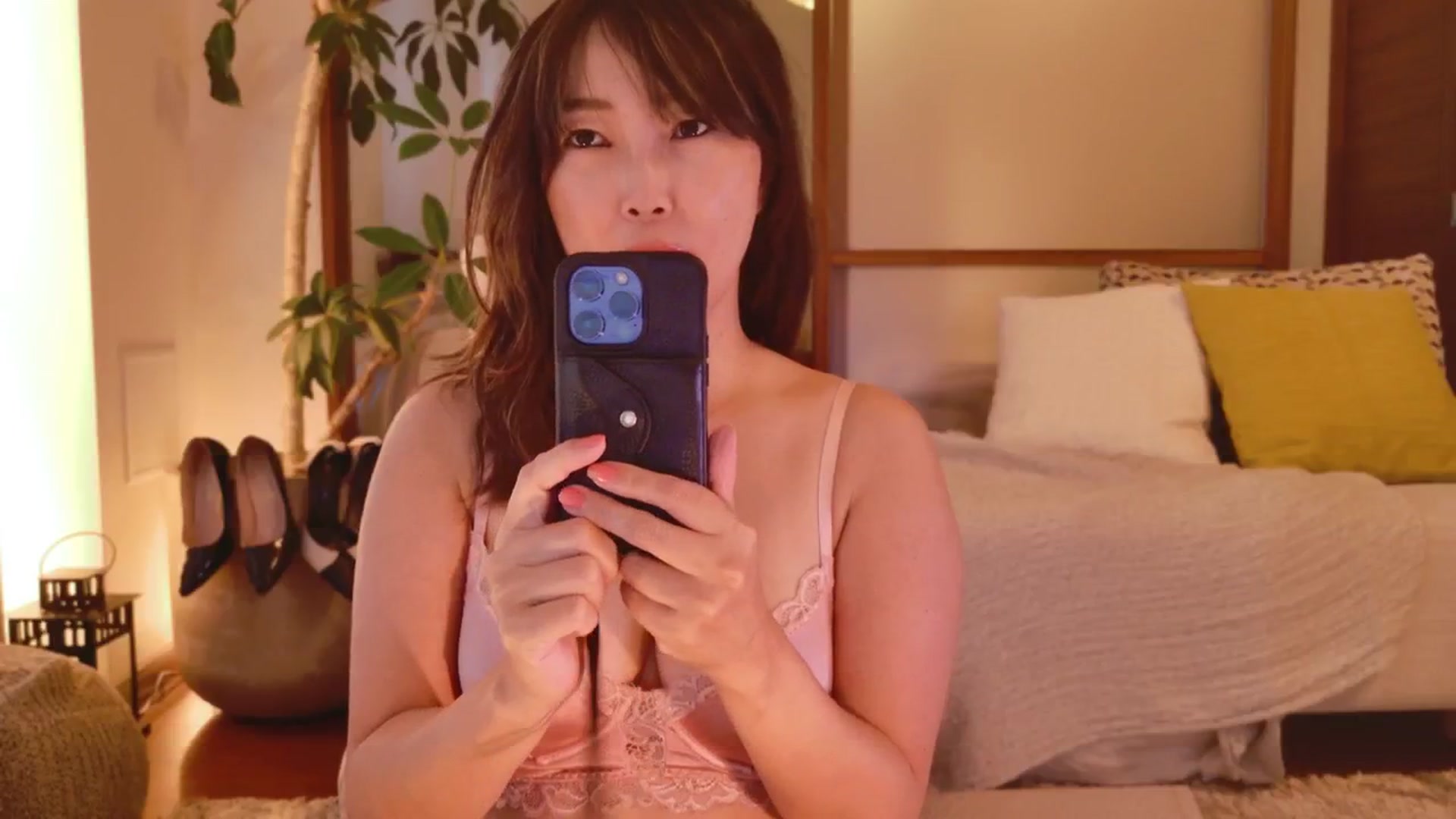 Gallery image thumbnail from MissJAPAN's myfreecams stream on, 08/23/2025, 07:44 image 16 of 20