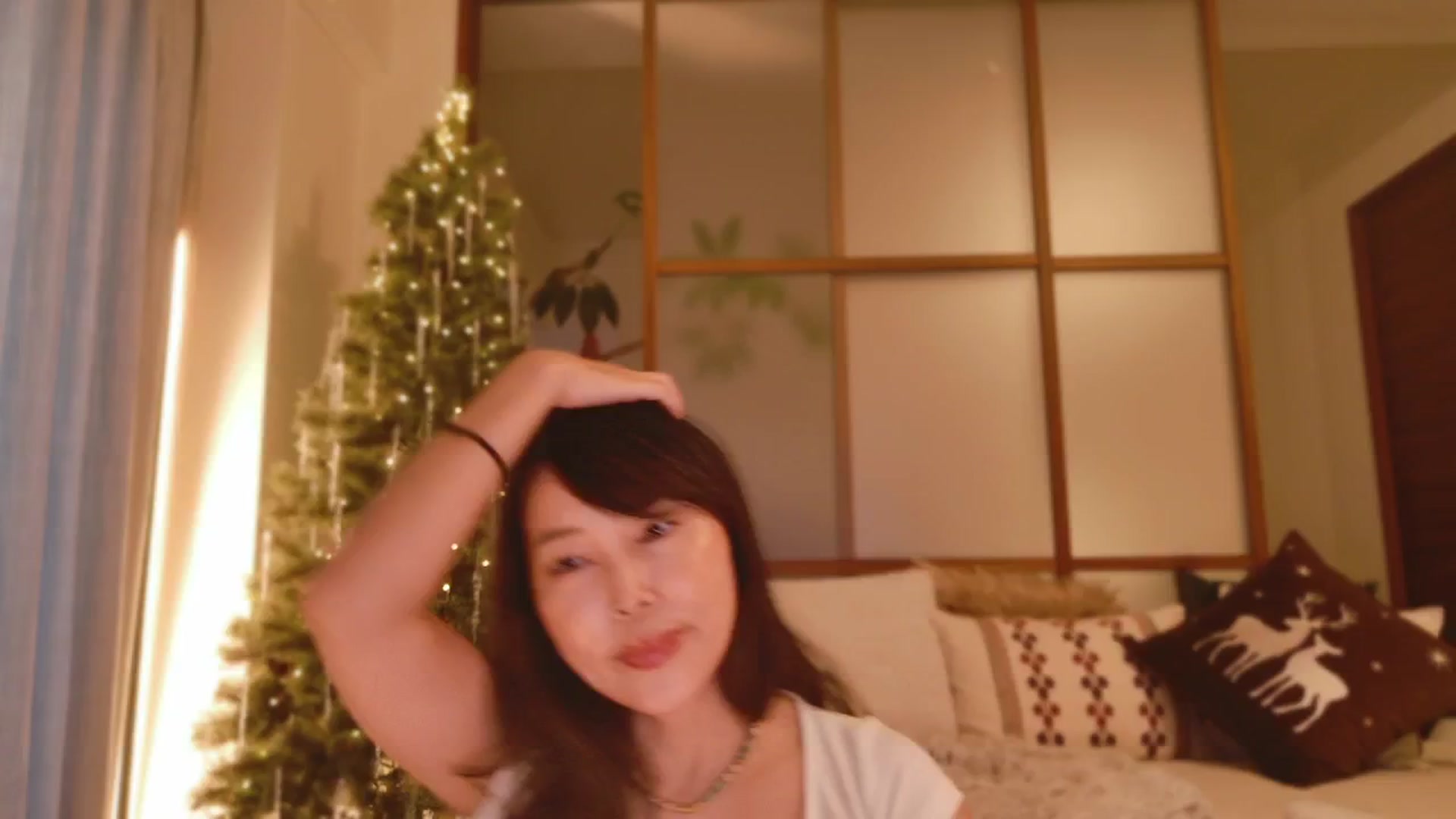 Gallery image thumbnail from MissJAPAN's myfreecams stream on, 12/10/2025, 07:48 image 4 of 20