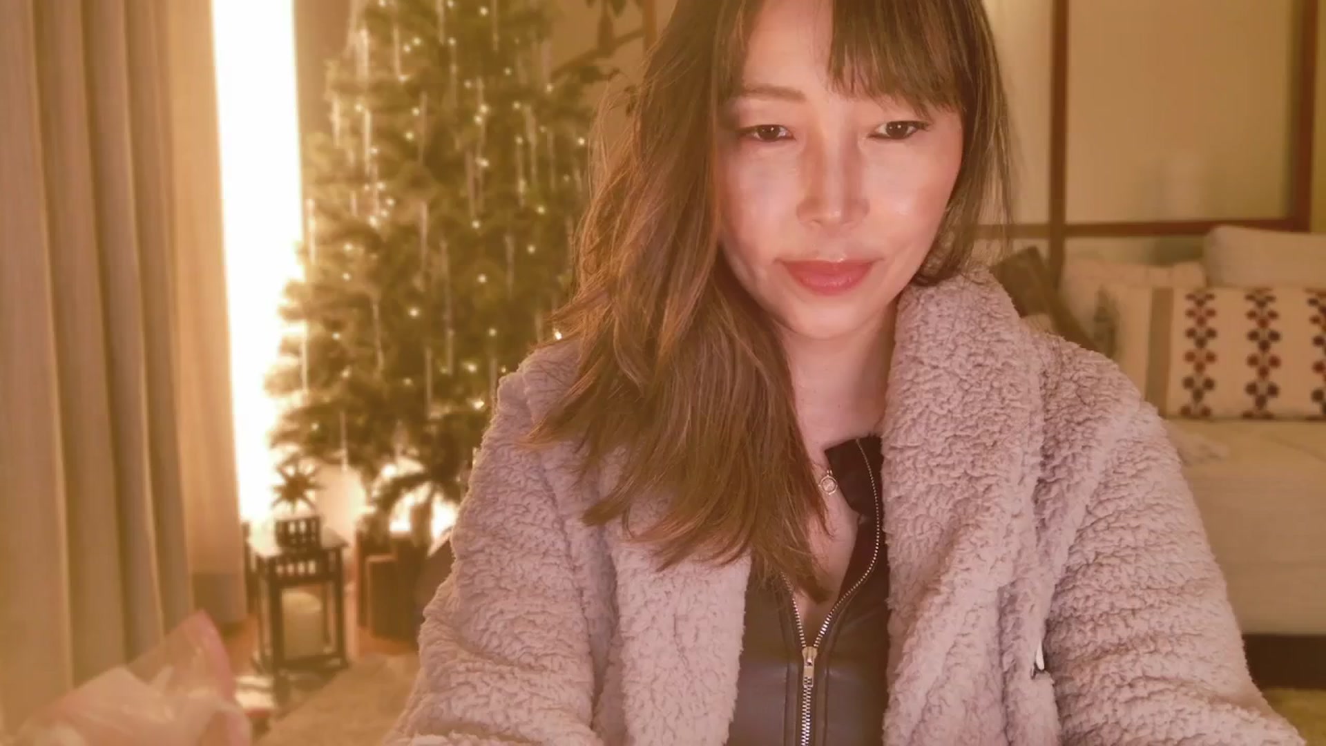 Gallery image thumbnail from MissJAPAN's myfreecams stream on, 12/14/2025, 09:41 image 19 of 20