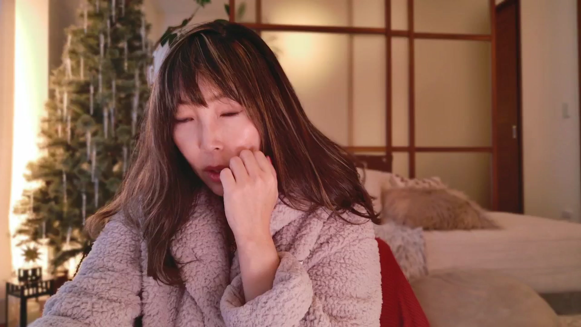 Gallery image thumbnail from MissJAPAN's myfreecams stream on, 12/31/2025, 04:40 image 12 of 20