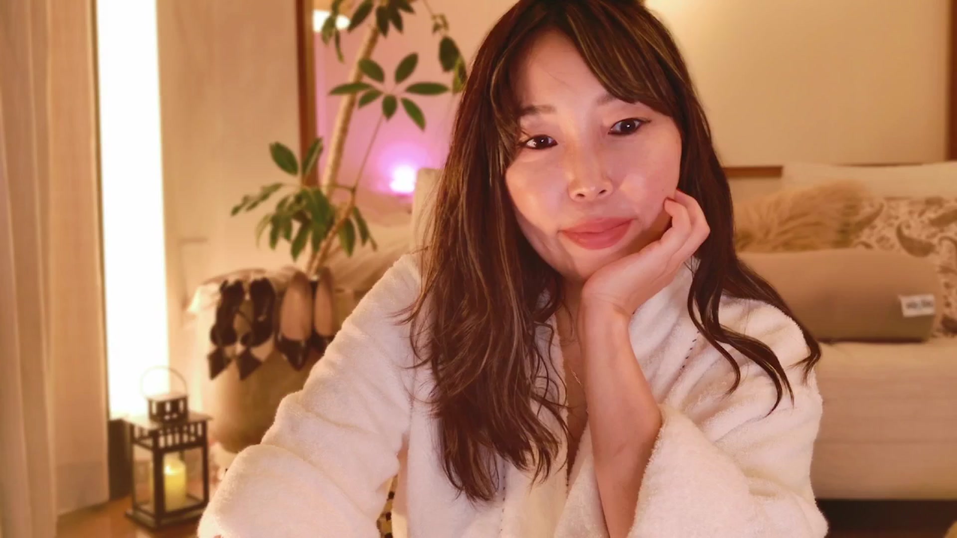 Gallery image thumbnail from MissJAPAN's myfreecams stream on, 01/10/2026, 10:40 image 5 of 20