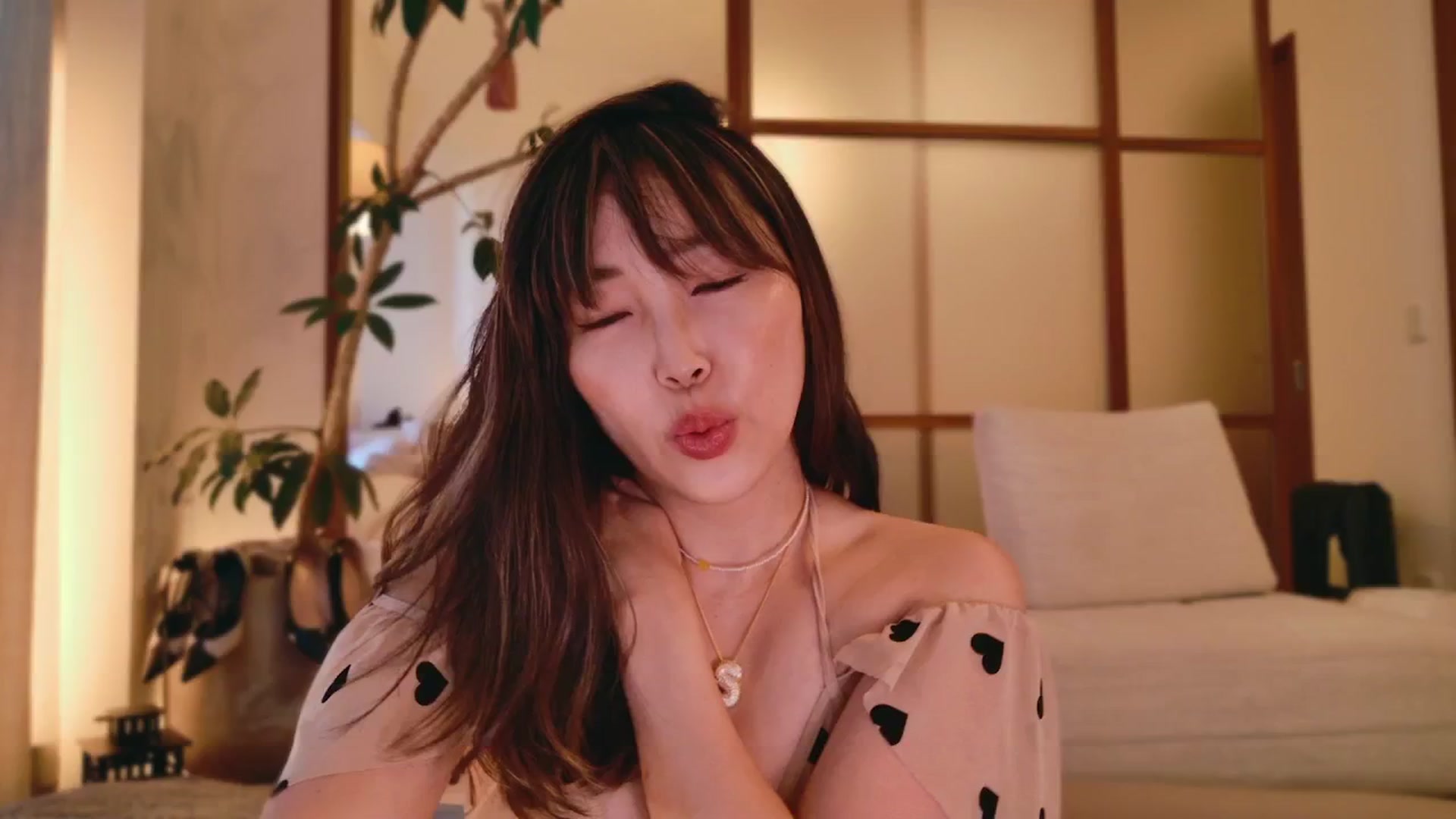 Gallery image thumbnail from MissJAPAN's myfreecams stream on, 01/18/2026, 07:00 image 16 of 20