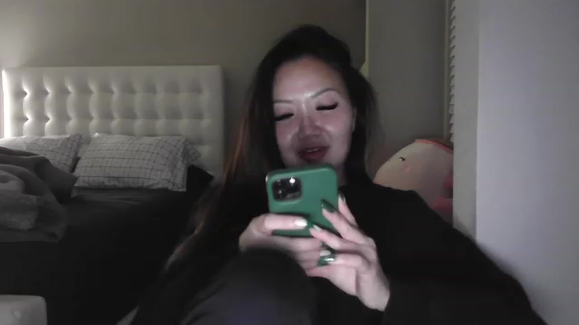 Gallery image thumbnail from MissJaeLee's myfreecams stream on, 12/07/2022, 05:22 image 9 of 20