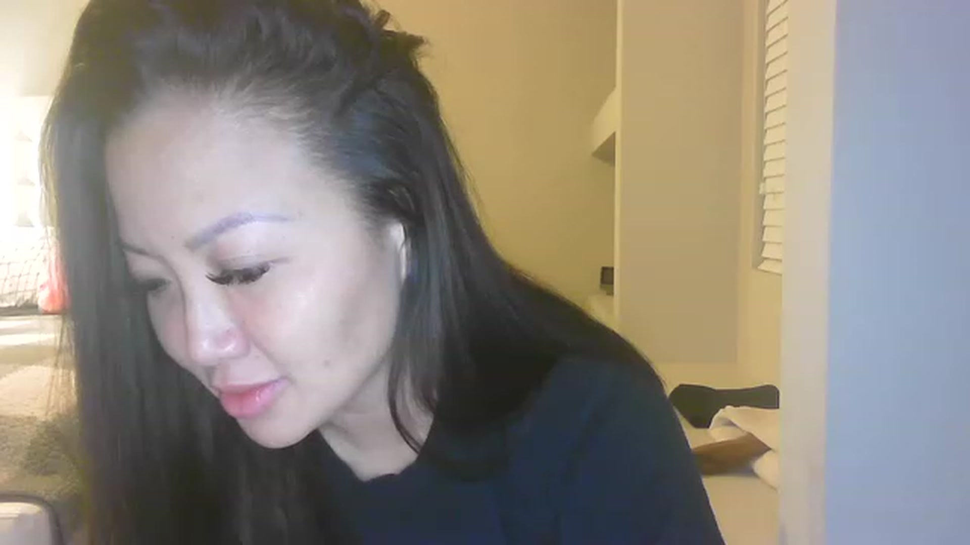 Gallery image thumbnail from MissJaeLee's myfreecams stream on, 12/19/2022, 06:29 image 12 of 20