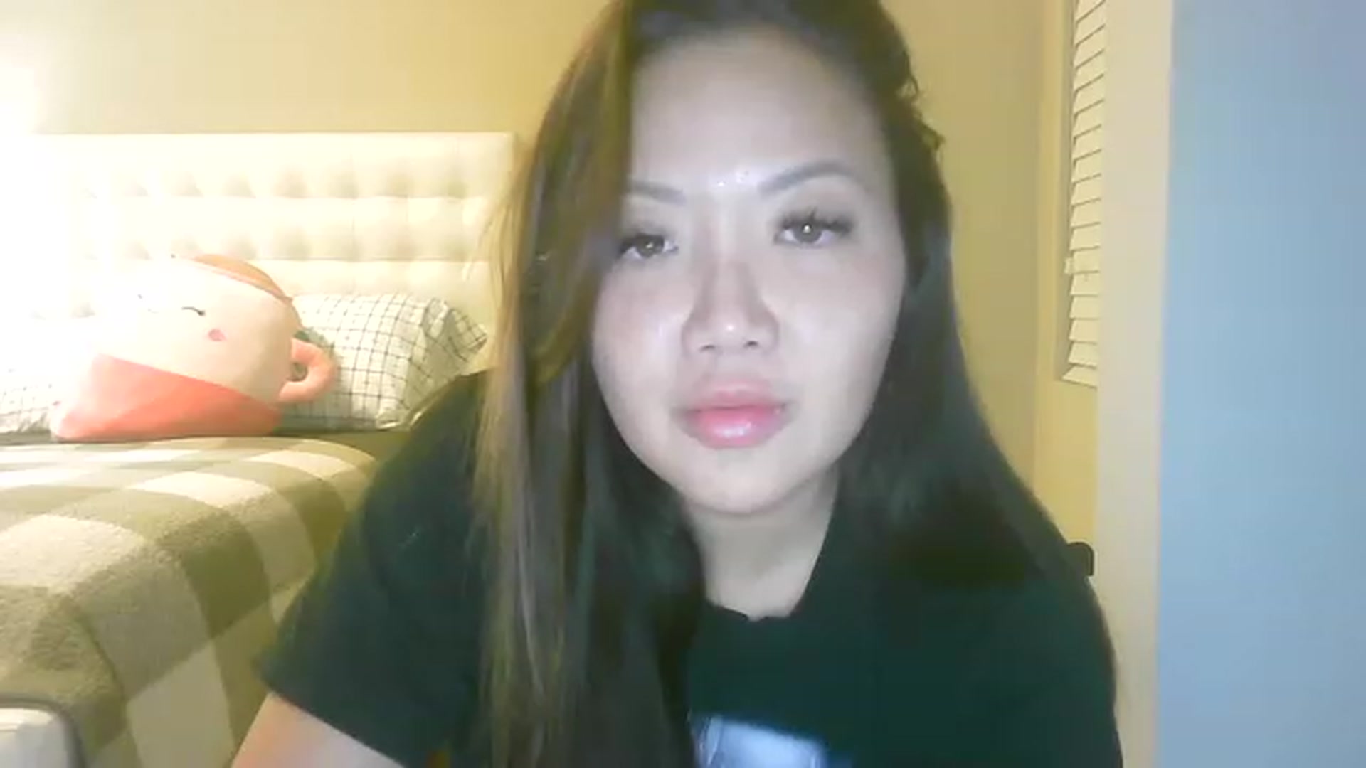 Gallery image thumbnail from MissJaeLee's myfreecams stream on, 12/19/2022, 06:29 image 19 of 20