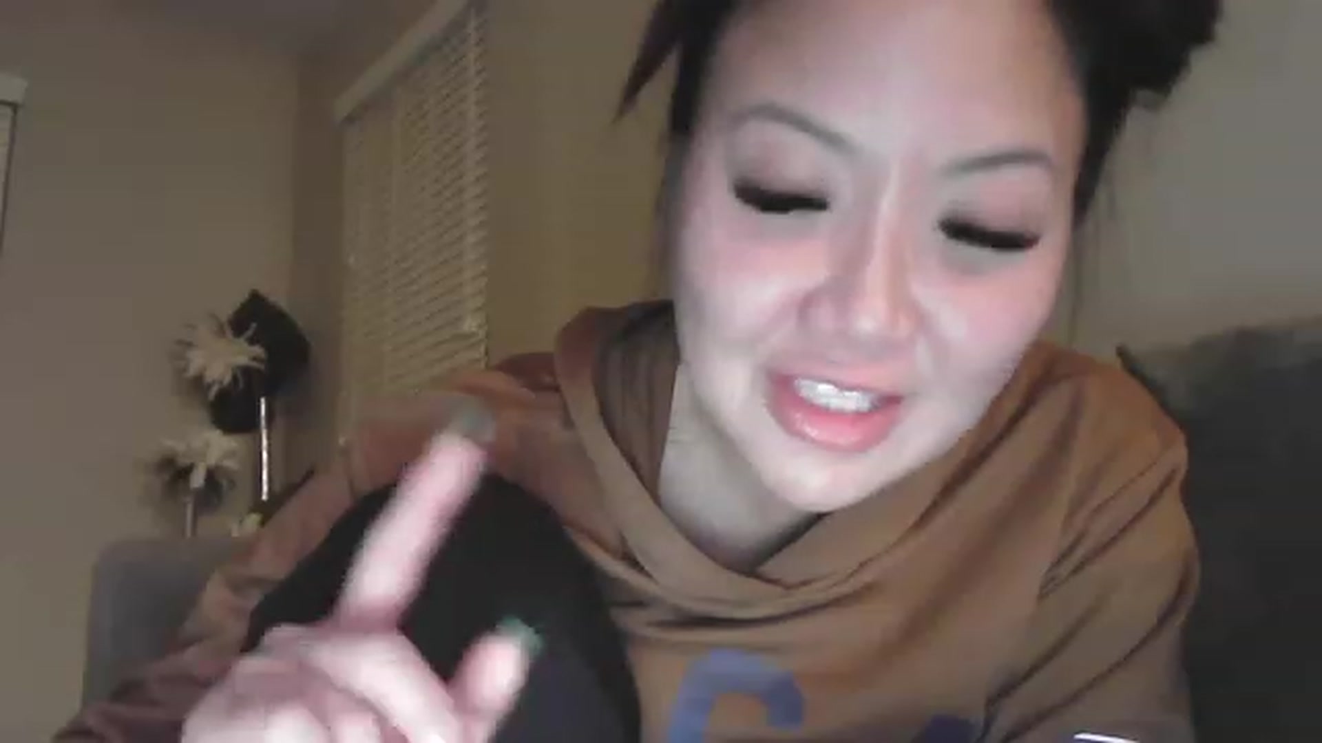 Gallery image thumbnail from MissJaeLee's myfreecams stream on, 01/04/2023, 06:20 image 10 of 20