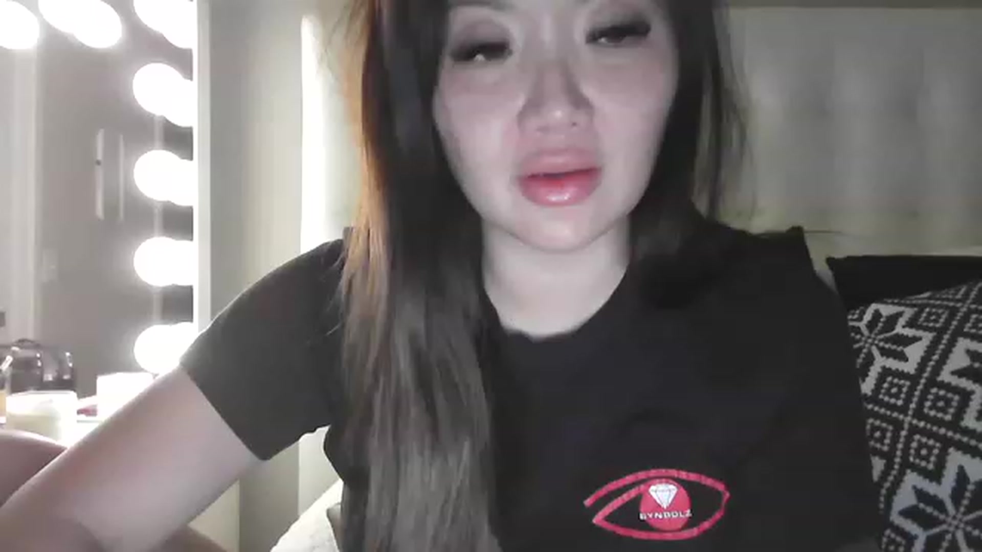 Gallery image thumbnail from MissJaeLee's myfreecams stream on, 01/10/2023, 05:17 image 1 of 20
