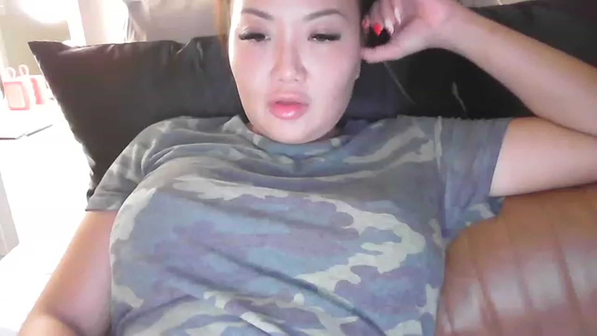 Gallery image thumbnail from MissJaeLee's myfreecams stream on, 03/09/2023, 06:14 image 13 of 20