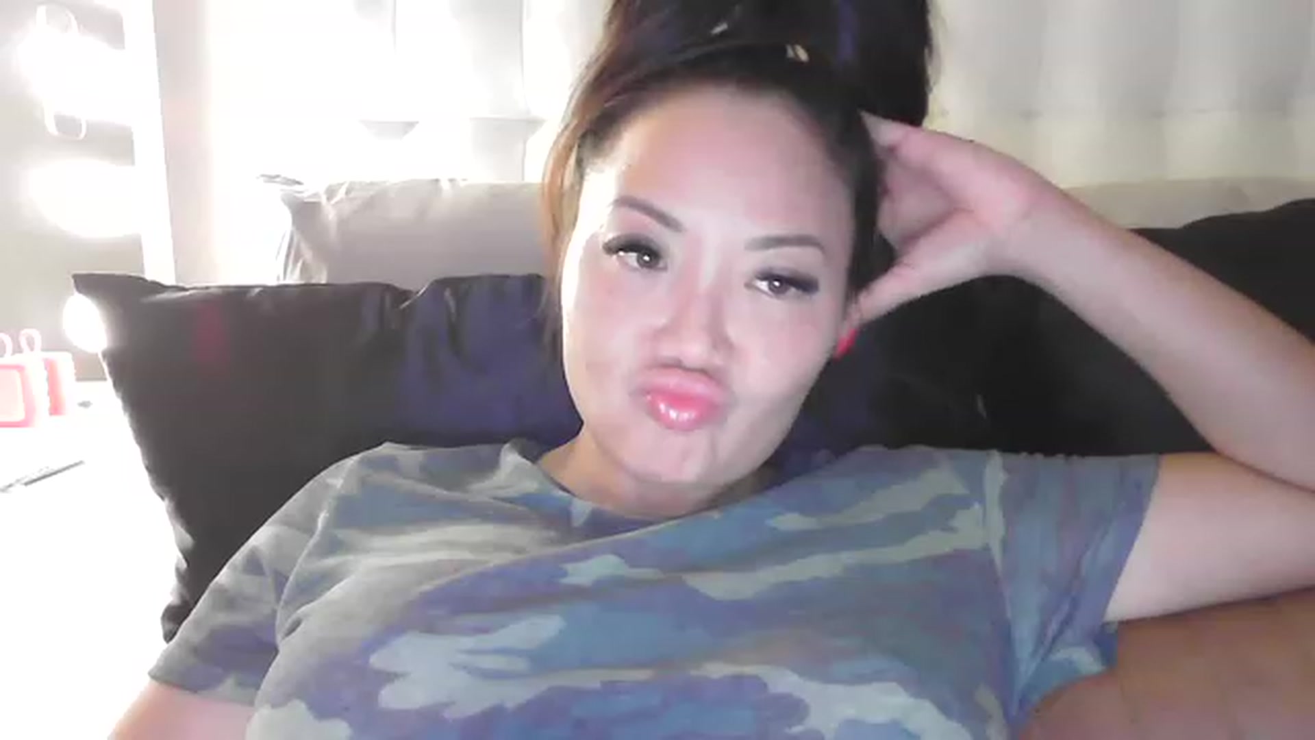 Gallery image thumbnail from MissJaeLee's myfreecams stream on, 03/09/2023, 06:14 image 9 of 20