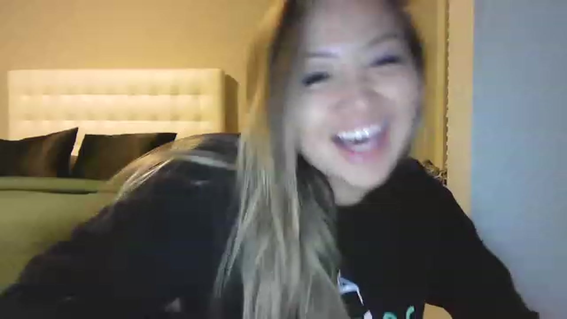Gallery image thumbnail from MissJaeLee's myfreecams stream on, 05/09/2023, 04:55 image 10 of 20