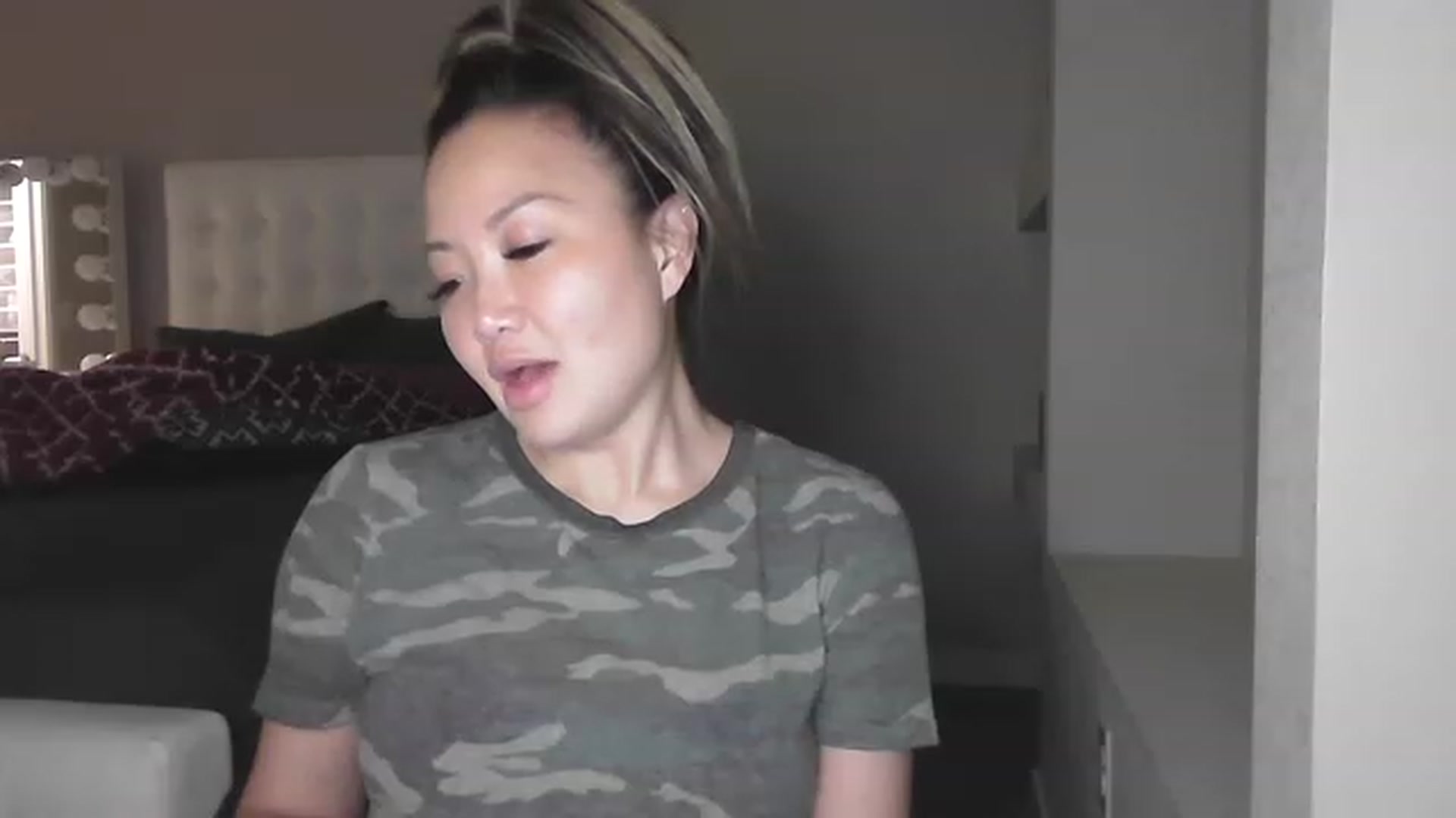 Gallery image thumbnail from MissJaeLee's myfreecams stream on, 05/19/2023, 04:33 image 17 of 20