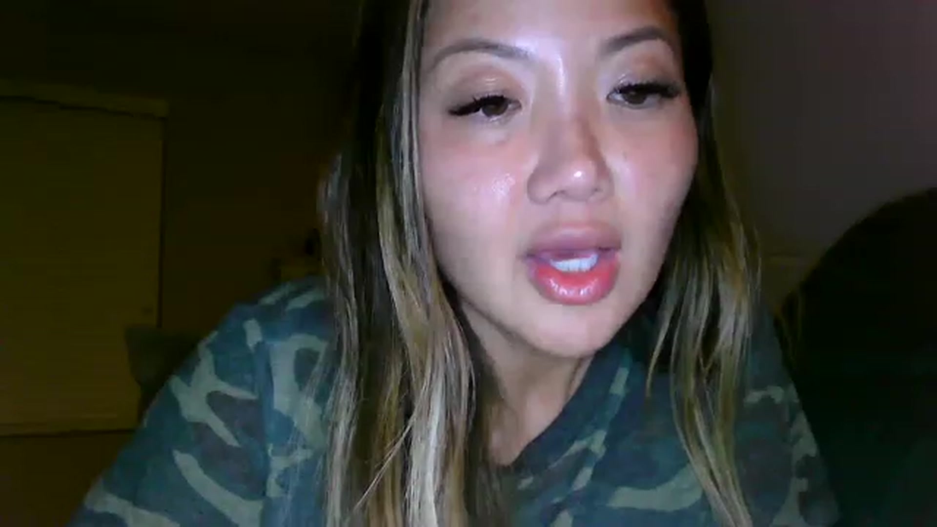 Gallery image thumbnail from MissJaeLee's myfreecams stream on, 05/29/2023, 05:17 image 12 of 20