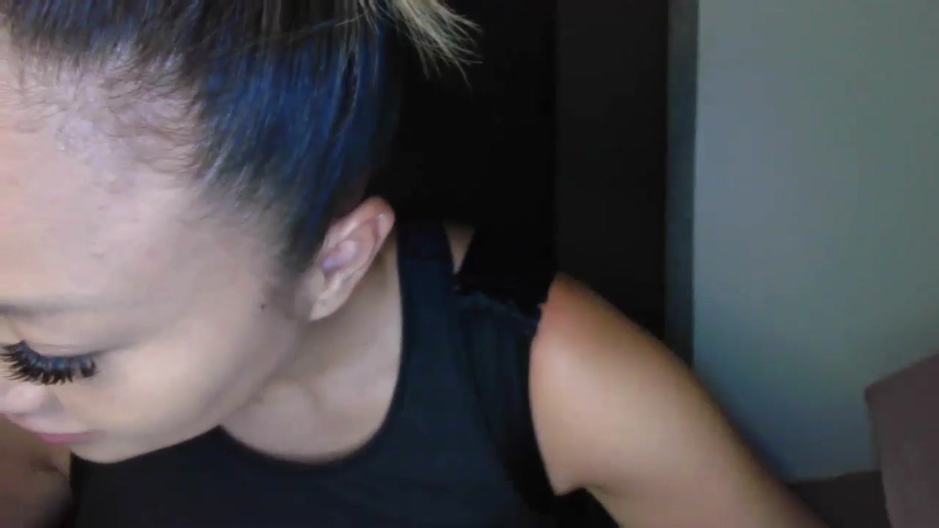 Gallery image thumbnail from MissJaeLee's myfreecams stream on, 05/31/2023, 03:28 image 12 of 20