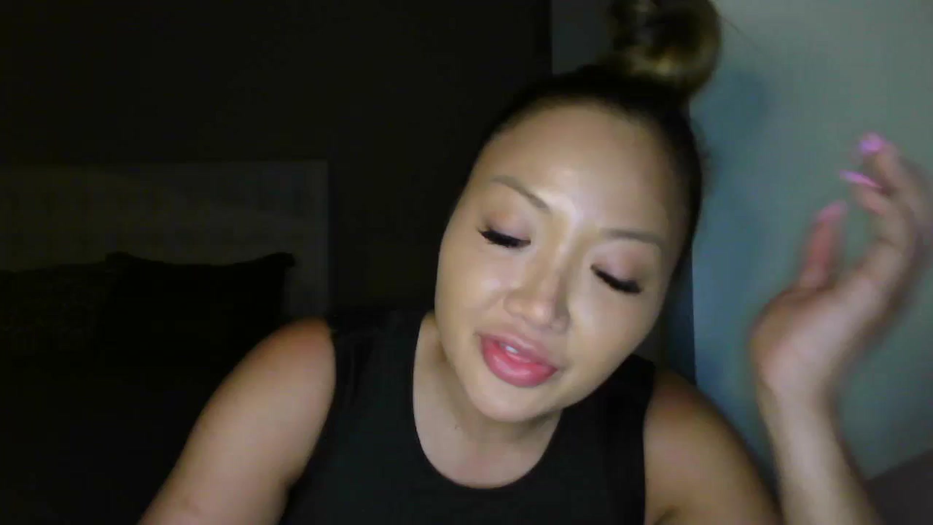 Gallery image thumbnail from MissJaeLee's myfreecams stream on, 05/31/2023, 03:28 image 3 of 20