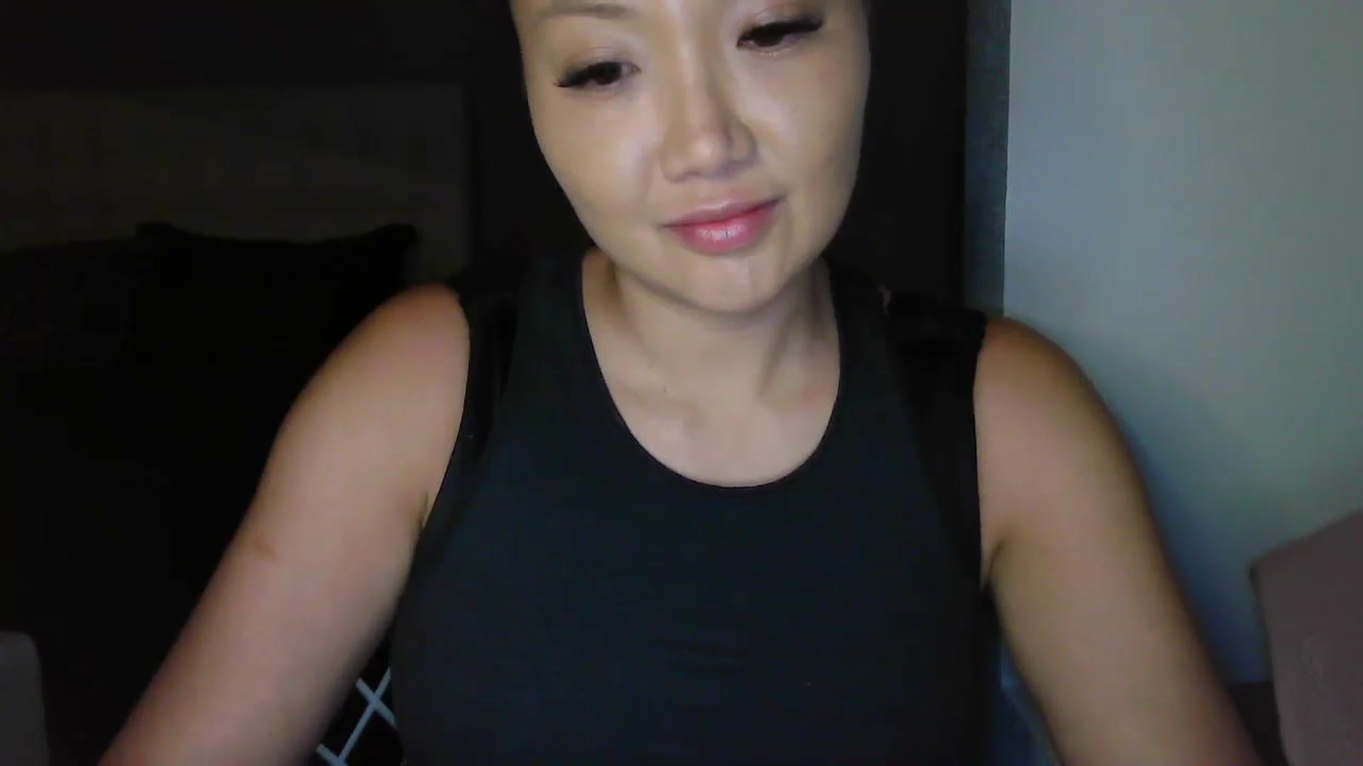 Gallery image thumbnail from MissJaeLee's myfreecams stream on, 05/31/2023, 03:28 image 17 of 20