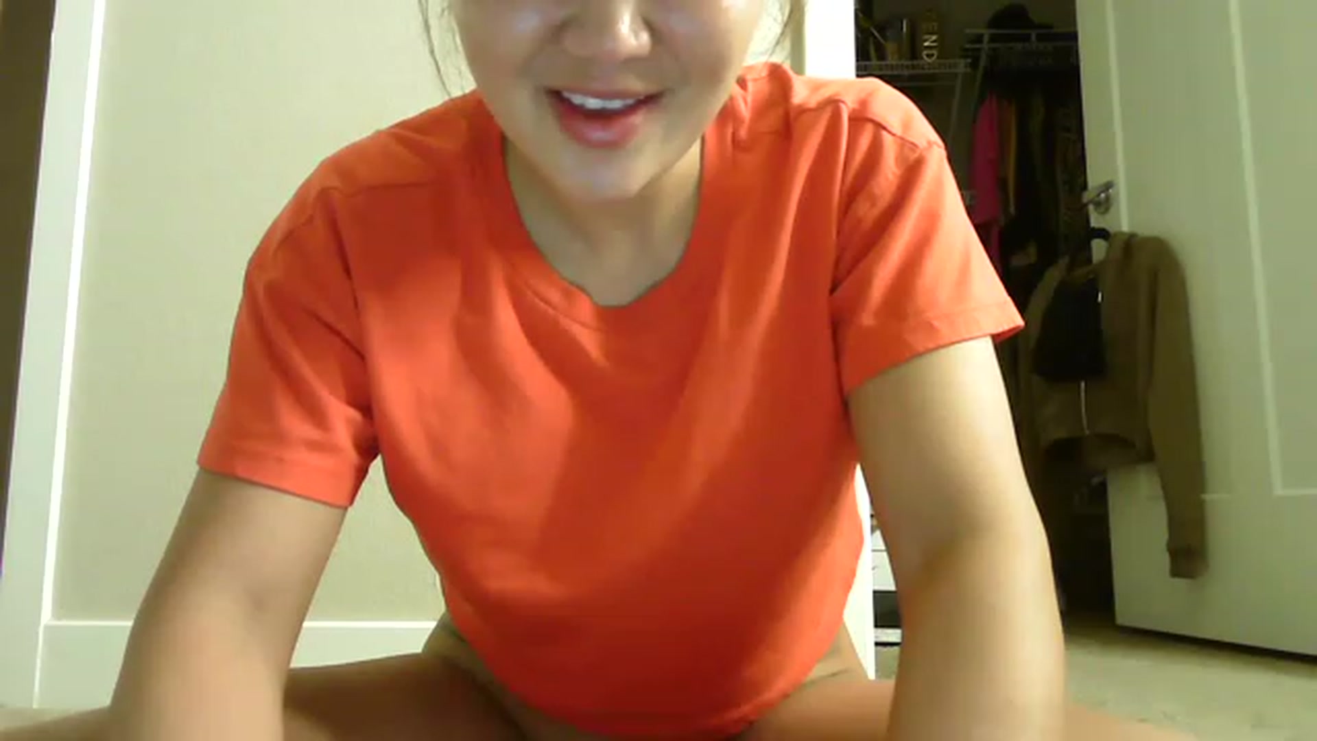 Gallery image thumbnail from MissJaeLee's myfreecams stream on, 06/06/2023, 05:12 image 6 of 20