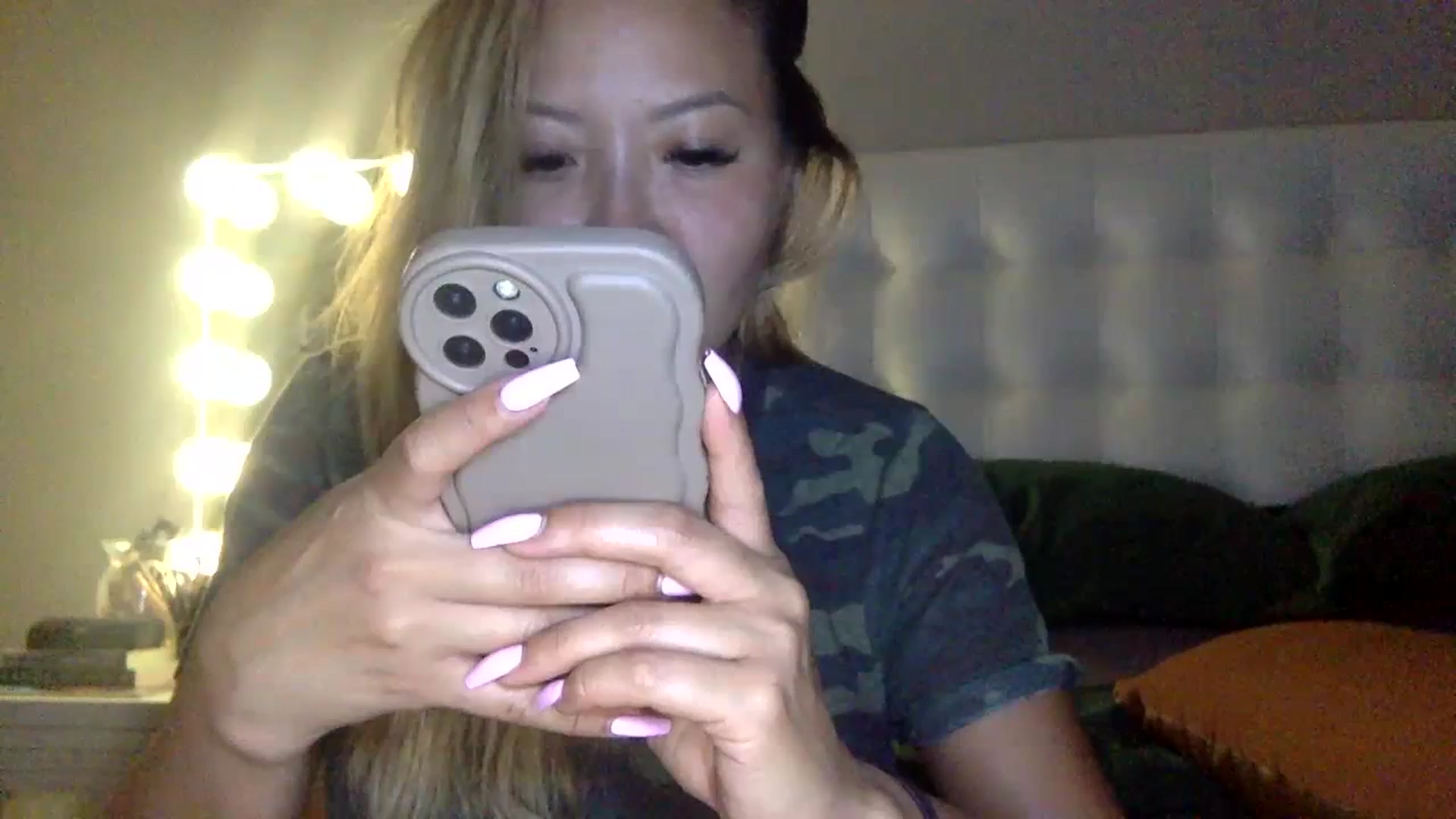 Gallery image thumbnail from MissJaeLee's myfreecams stream on, 07/04/2023, 05:06 image 20 of 20