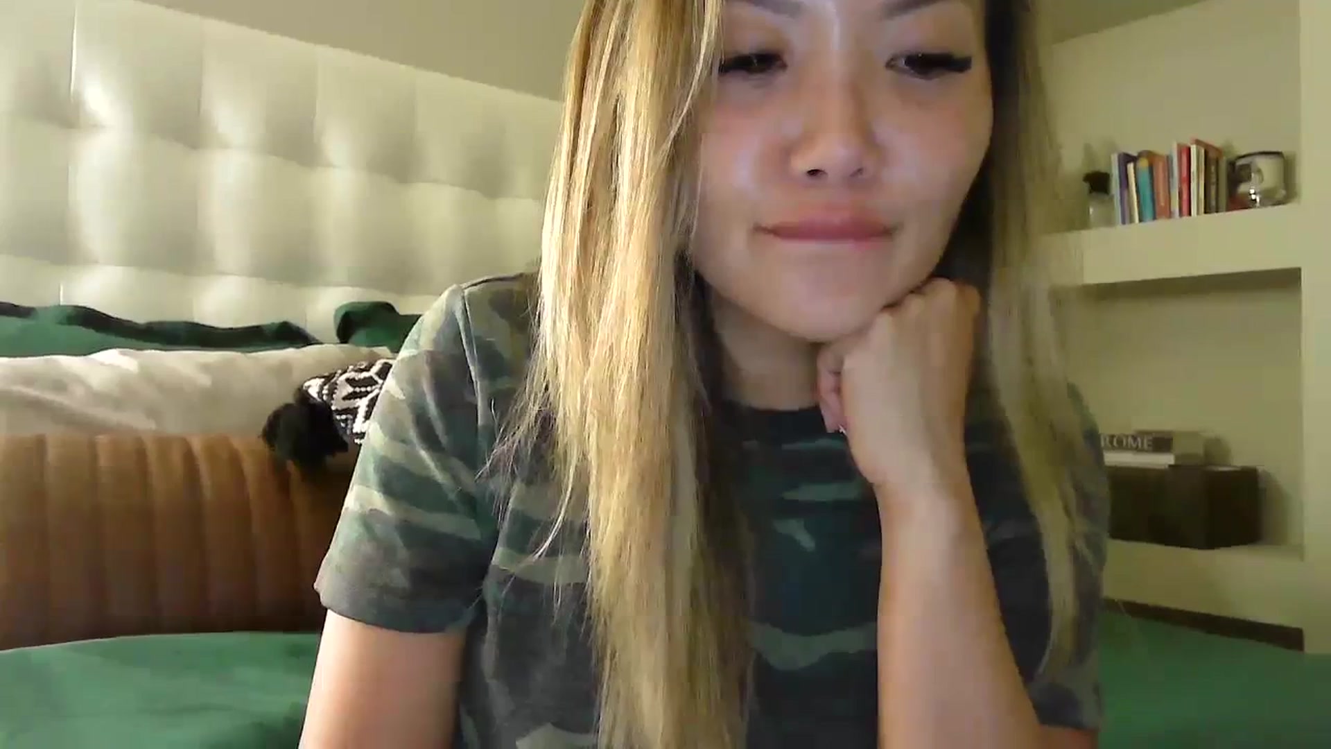 Gallery image thumbnail from MissJaeLee's myfreecams stream on, 07/10/2023, 05:10 image 12 of 20