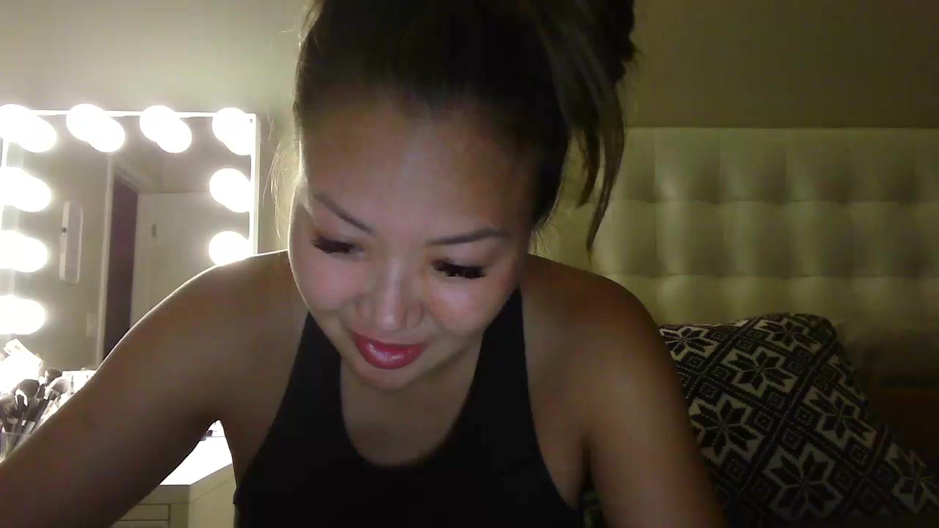 Gallery image thumbnail from MissJaeLee's myfreecams stream on, 07/19/2023, 04:32 image 9 of 20