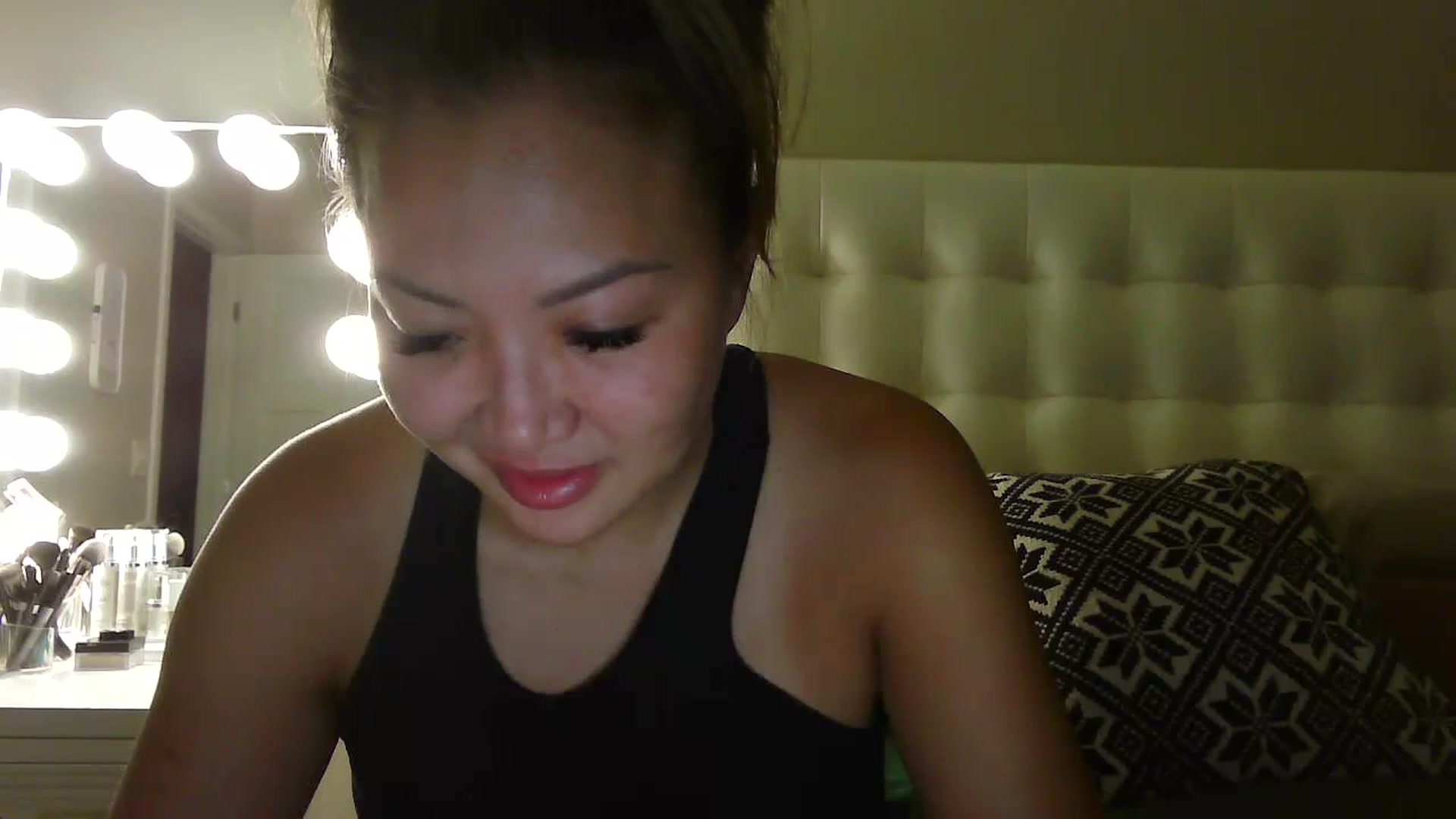 Gallery image thumbnail from MissJaeLee's myfreecams stream on, 07/19/2023, 04:32 image 16 of 20